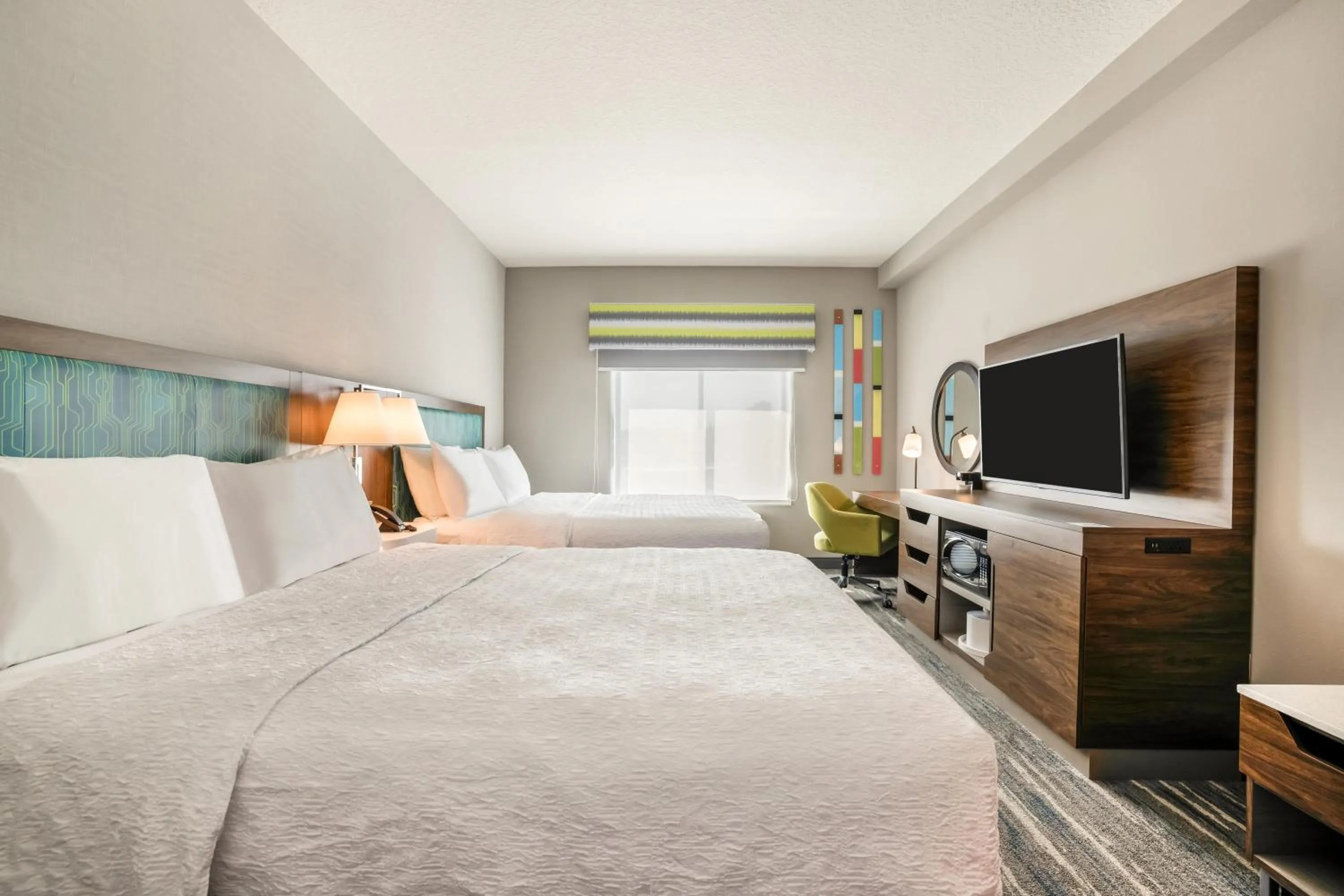 Bedroom, Bed in Hampton Inn Fort Myers Downtown