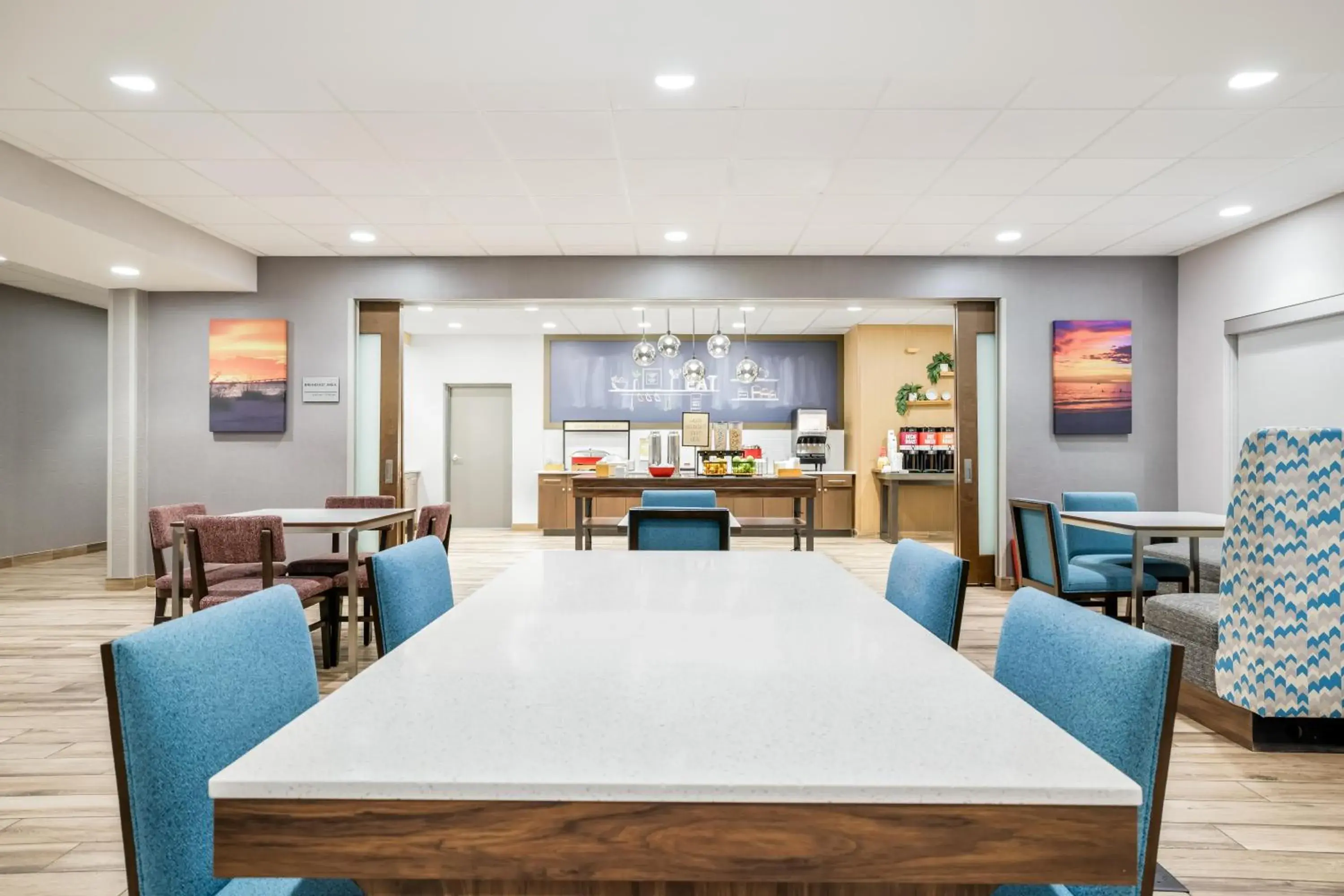 Breakfast in Hampton Inn Fort Myers Downtown Breakfast in Hampton Inn Fort Myers Downtown