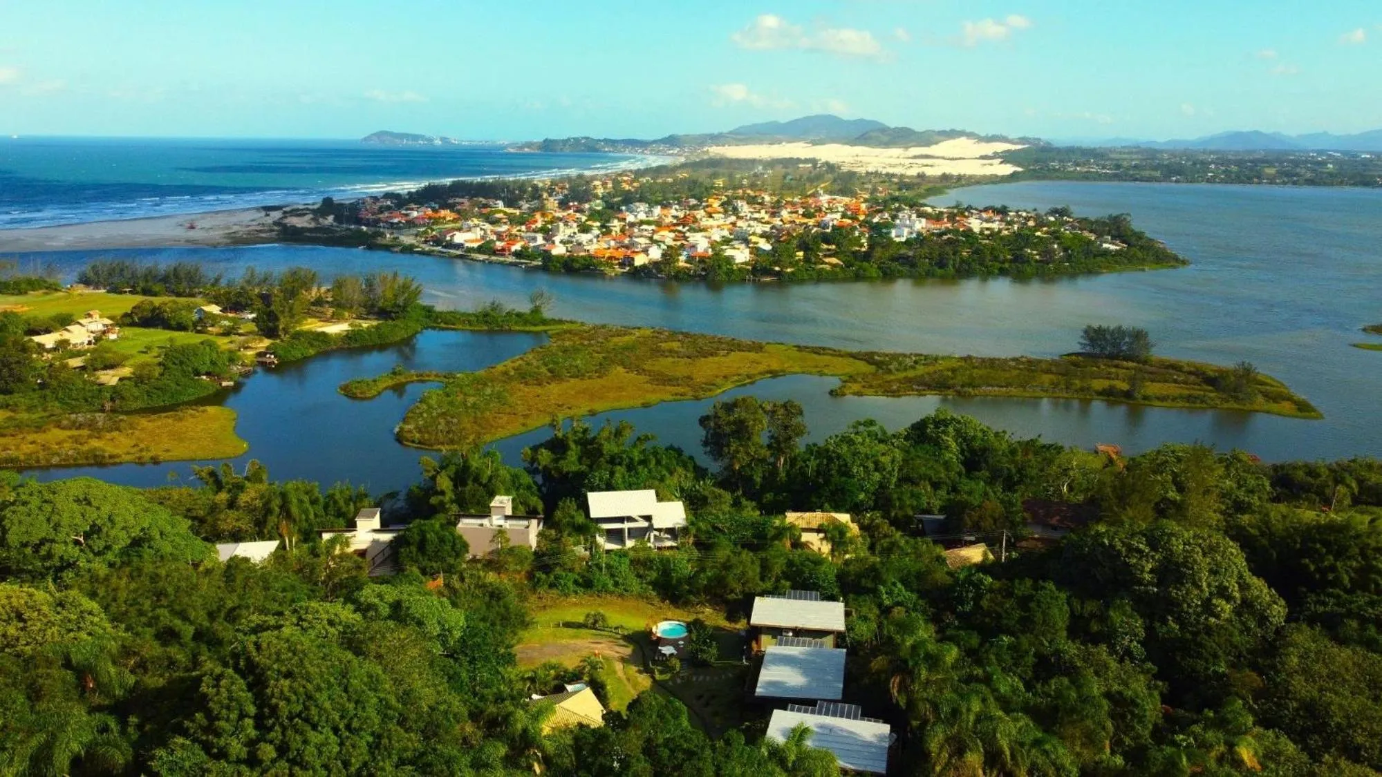 Bird's eye view in Chalés e Bangalôs Ibiraquera