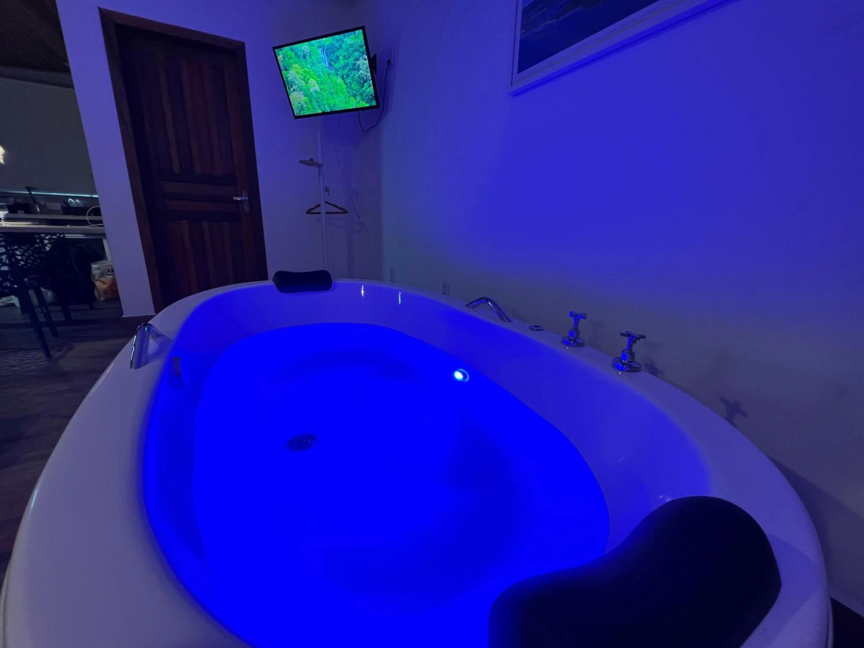 TV and multimedia in Chalés e Bangalôs Ibiraquera