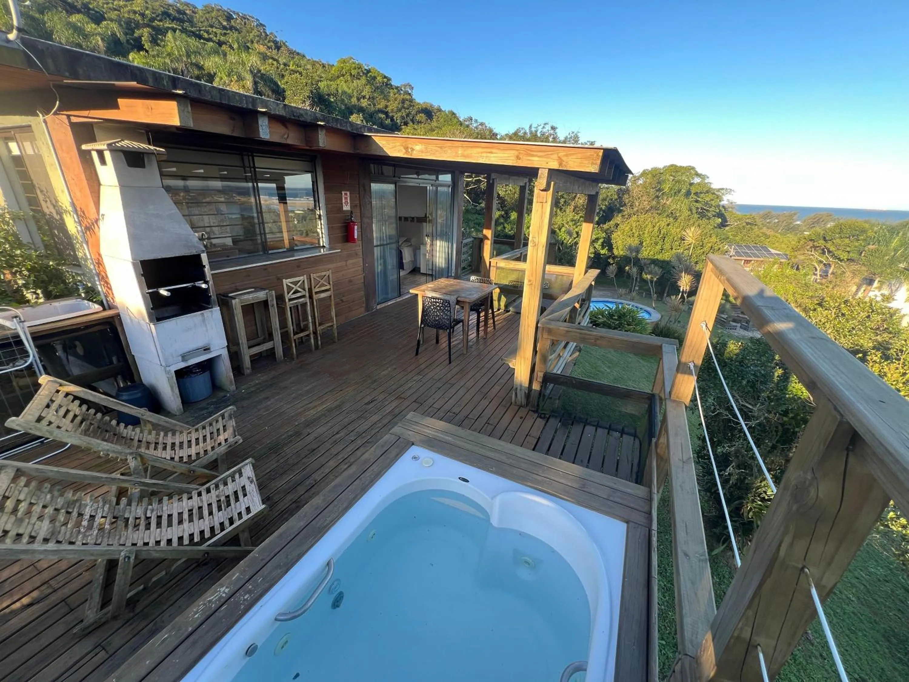 Hot Tub in Chalés e Bangalôs Ibiraquera