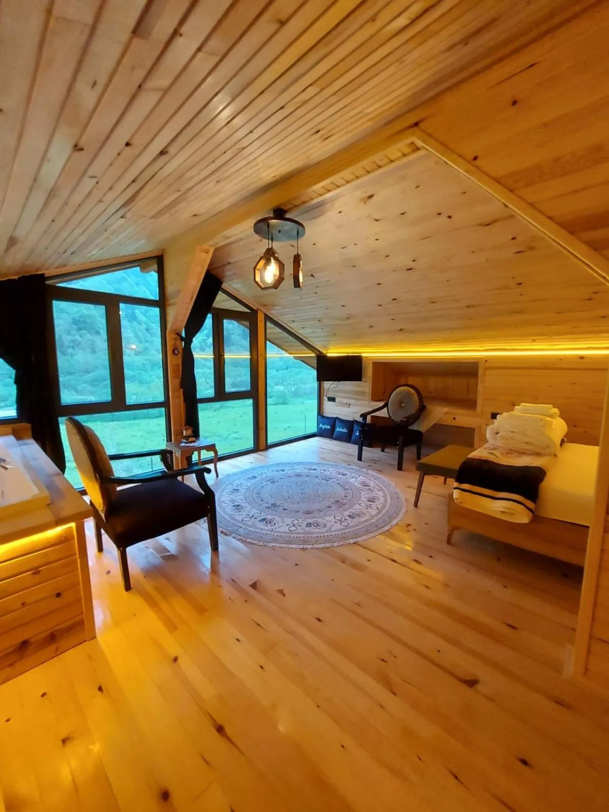 Seating area in Meydan Şelale Dağ Evi