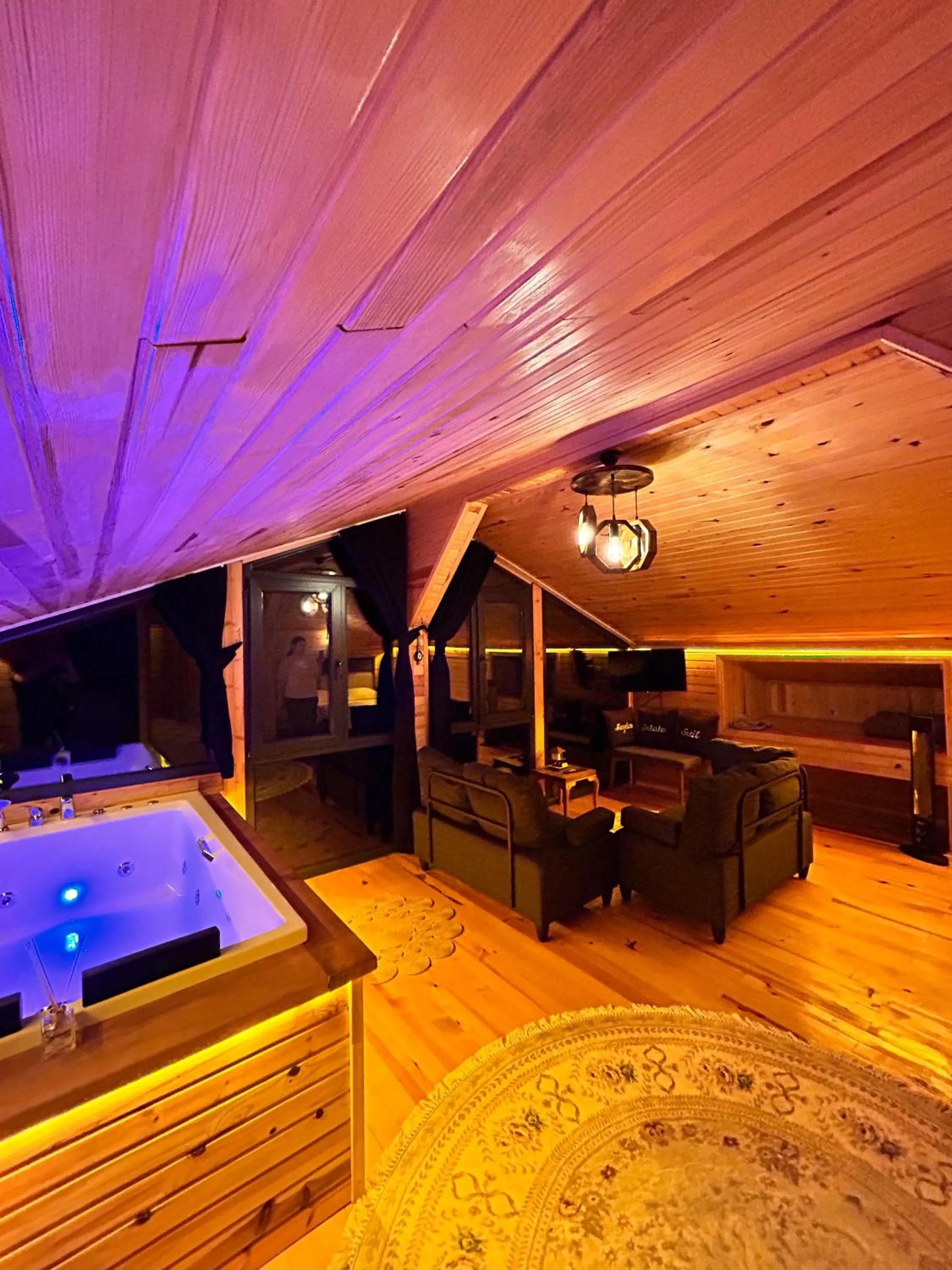 Meydan Şelale Dağ Evi