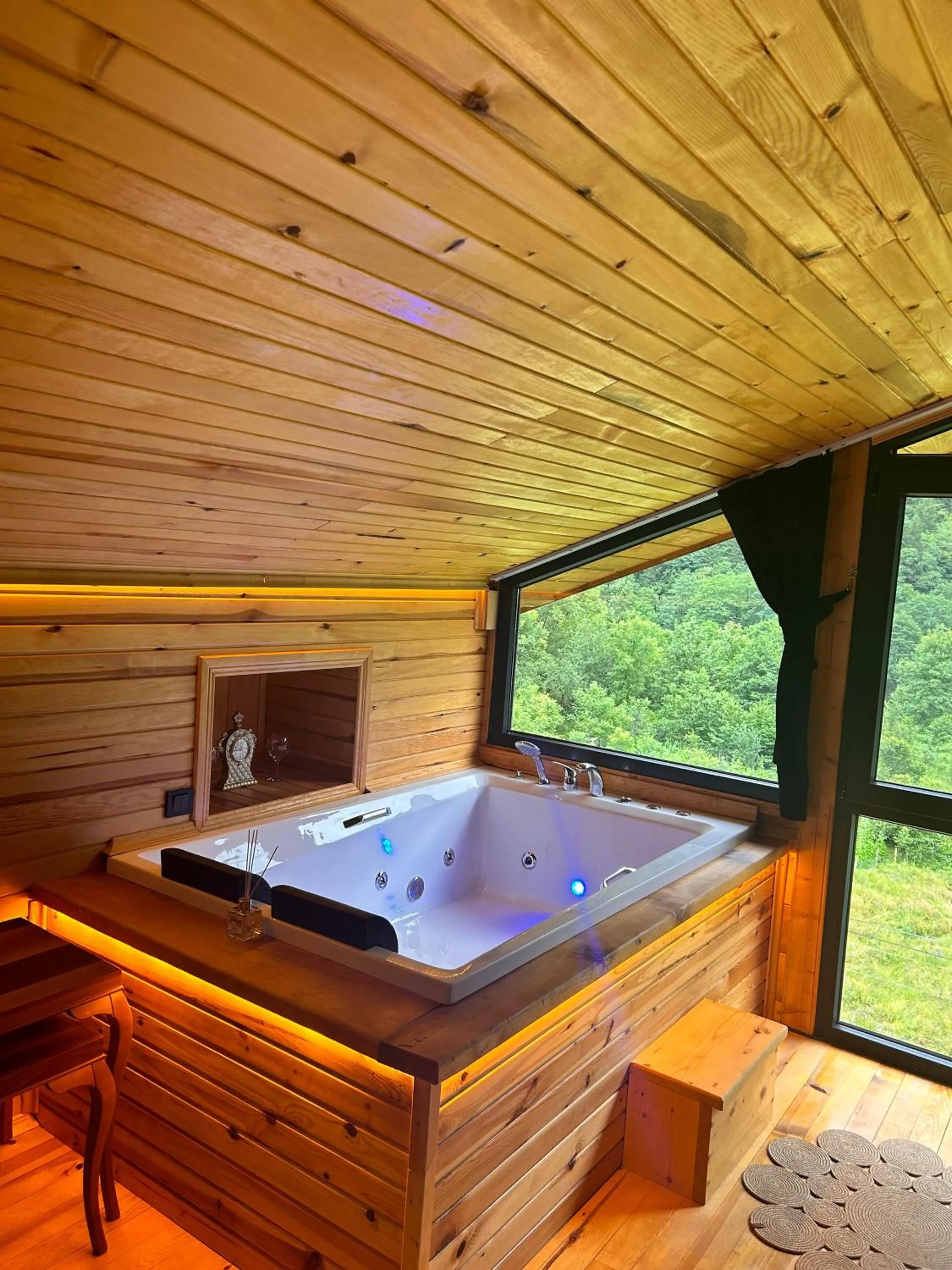 Meydan Şelale Dağ Evi