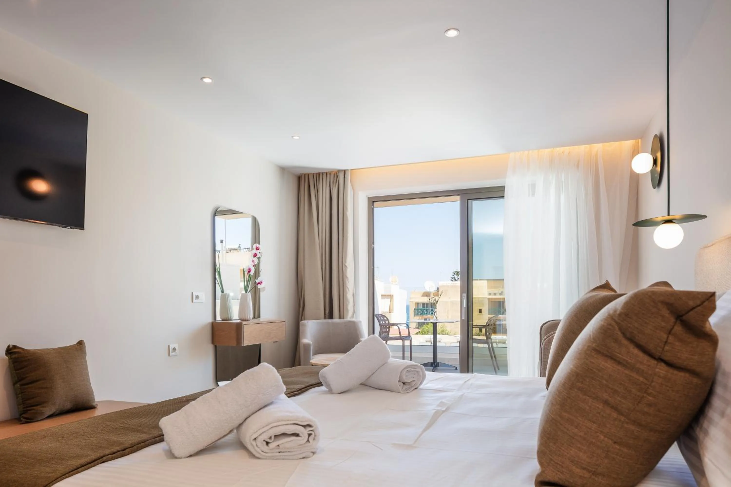 Bed in San Antonio Boutique Hotel & Spa - Adults Only