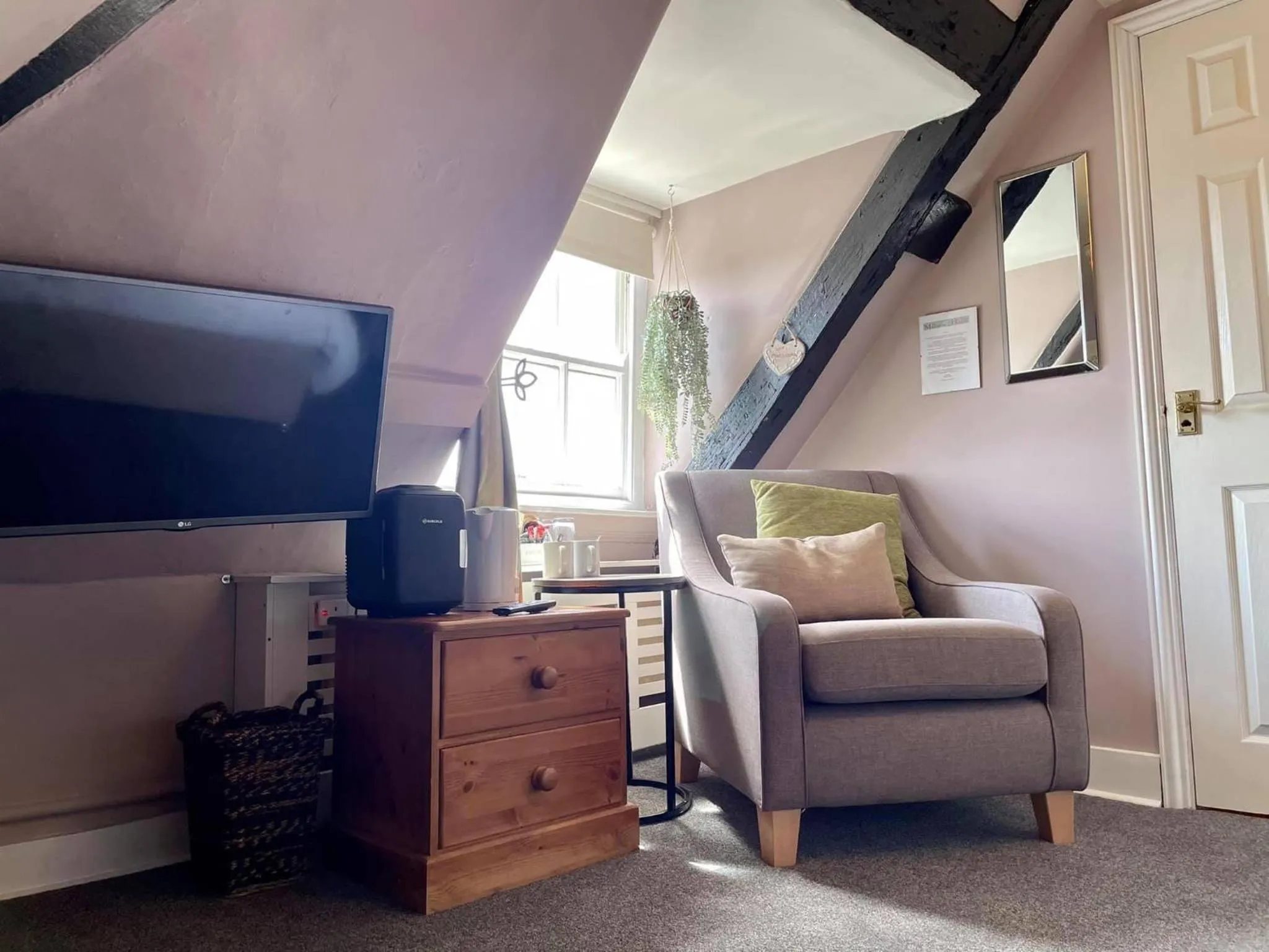 Bedroom in The Mansion House Hotel