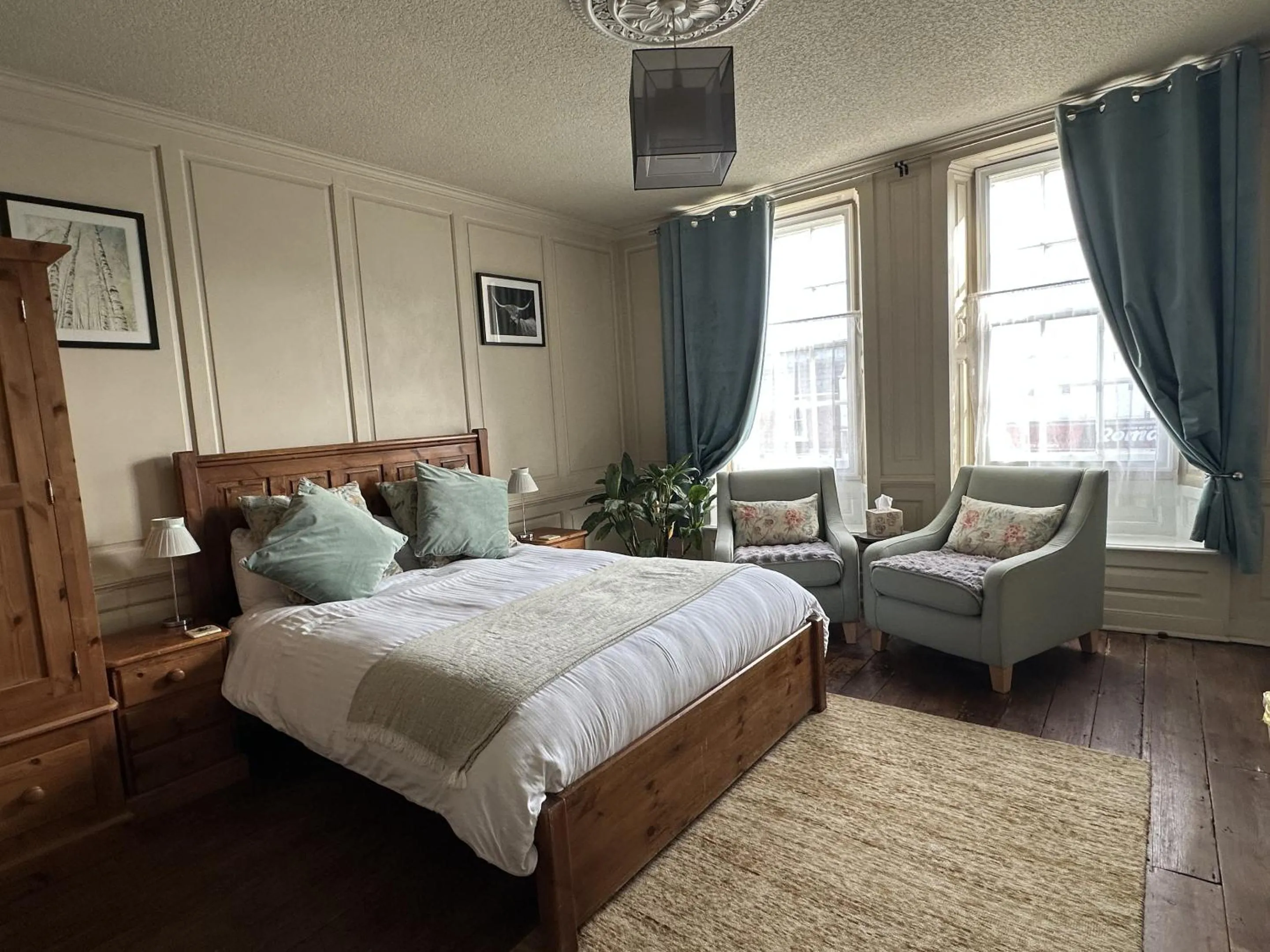 Bedroom, Bed in The Mansion House Hotel