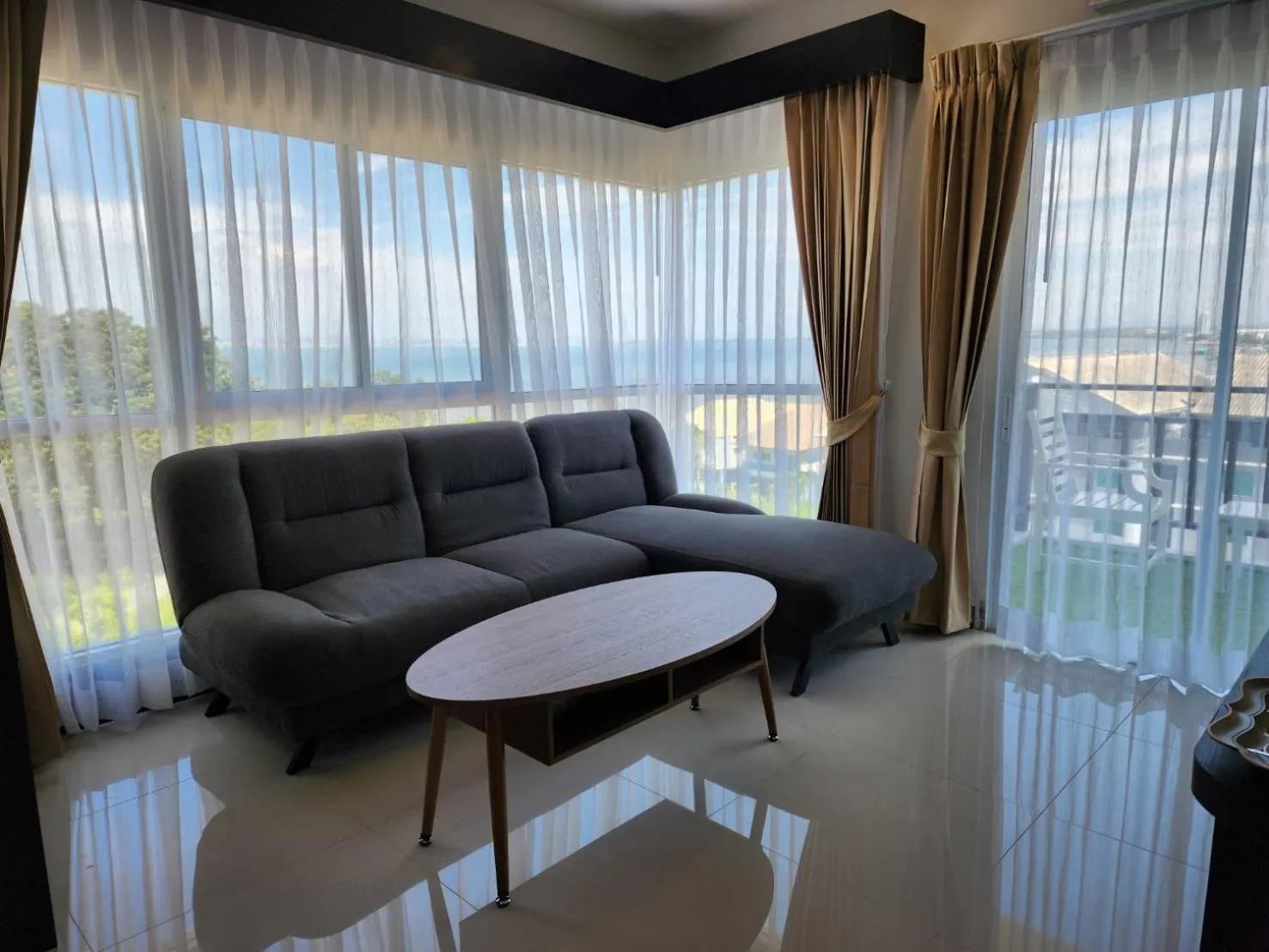 Living room in LHC HOTEL AND RESORT