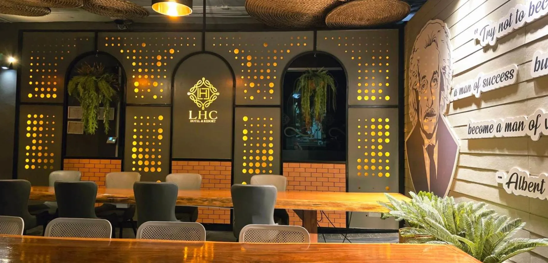 Seating area in LHC HOTEL AND RESORT