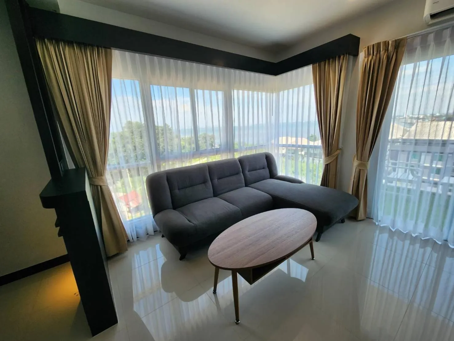 Living room in LHC HOTEL AND RESORT