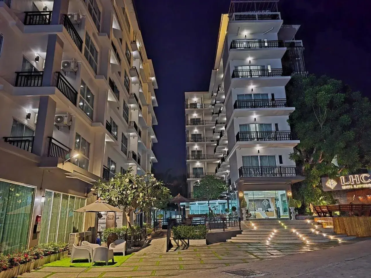 Property building in LHC HOTEL AND RESORT Property building in LHC HOTEL AND RESORT