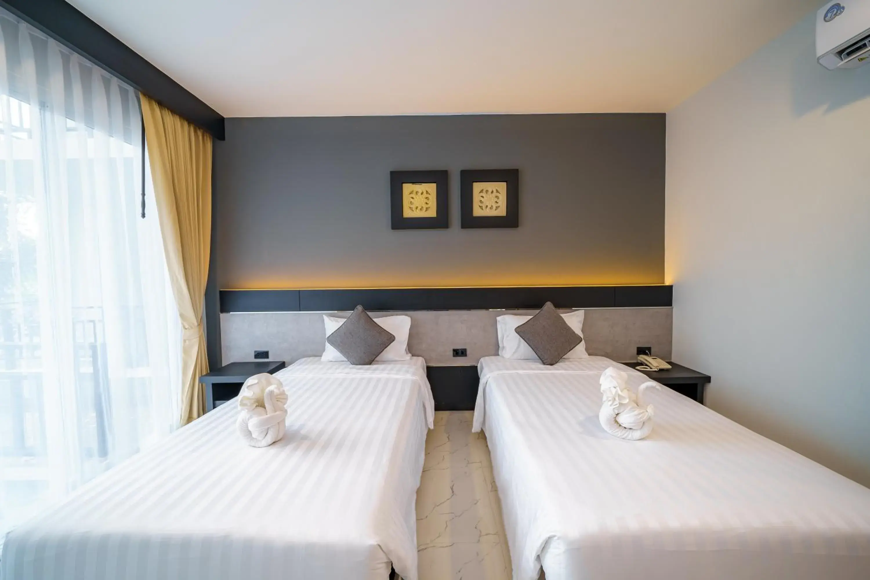 Deluxe Twin Room in LHC HOTEL AND RESORT Deluxe Twin Room in LHC HOTEL AND RESORT