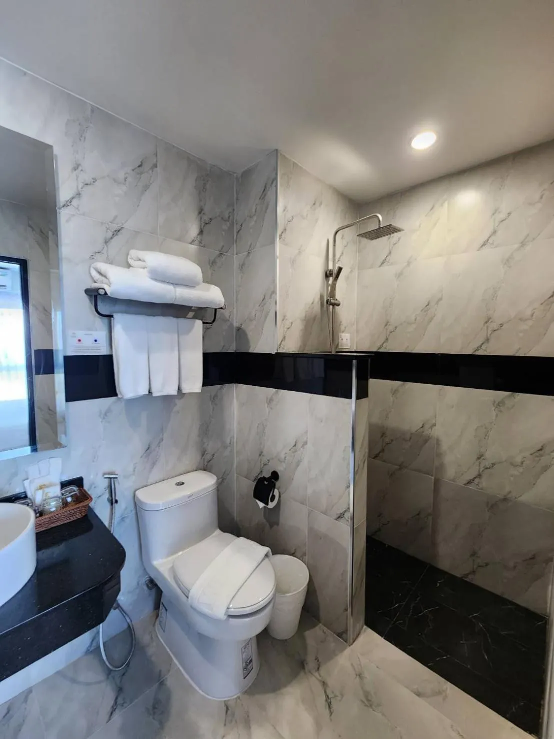 Bathroom in LHC HOTEL AND RESORT