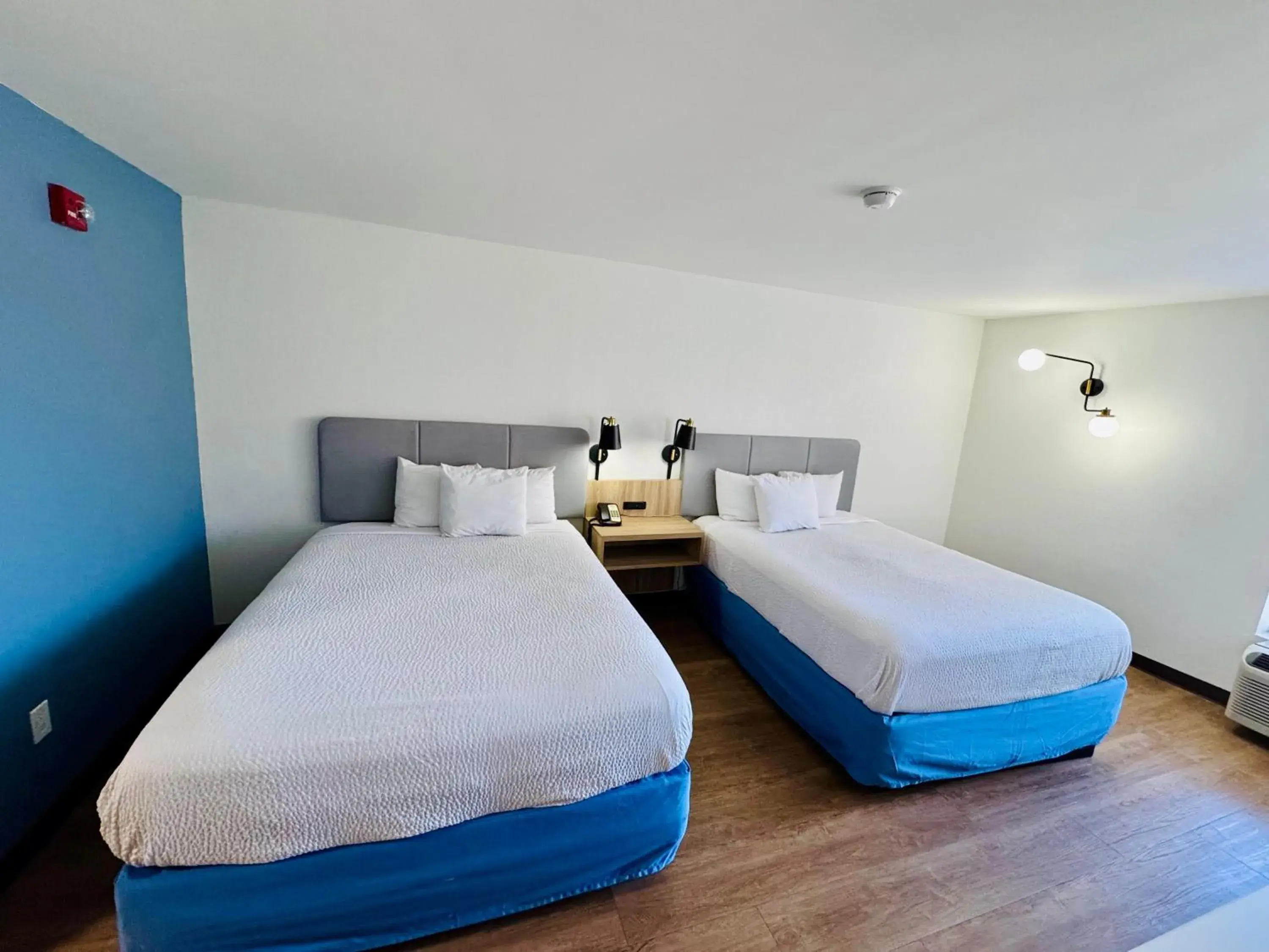 Bed in Days Inn by Wyndham Manassas Bed in Days Inn by Wyndham Manassas