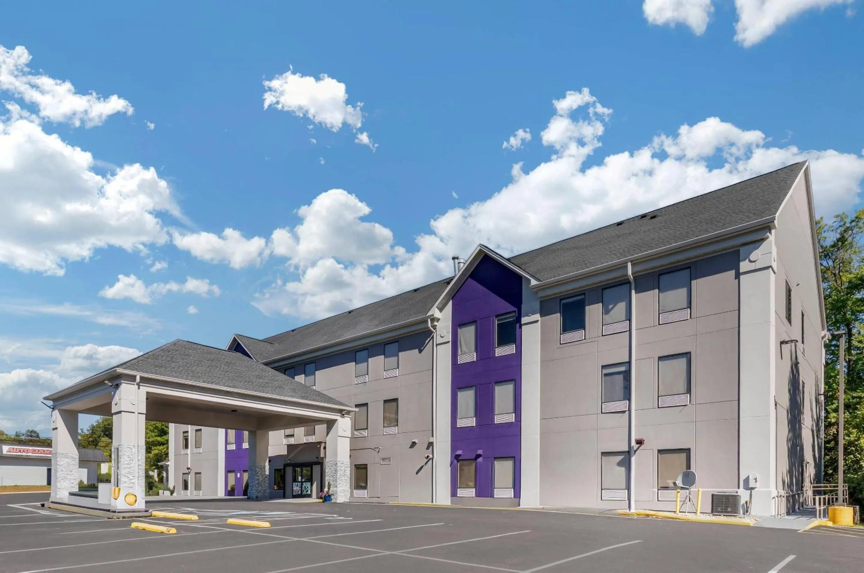 Property building in Sleep Inn