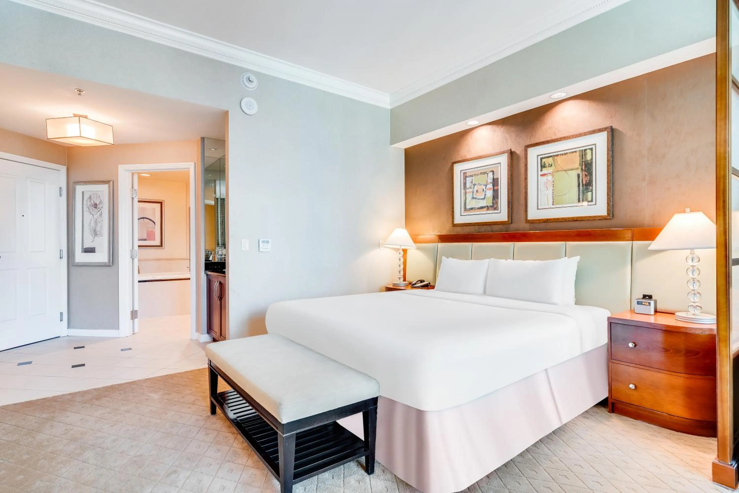 Bed in Jet Luxury at The Signature Condo Hotel