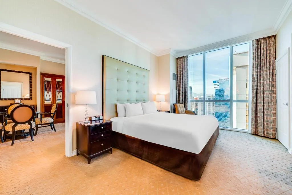 Bed in Jet Luxury at The Signature Condo Hotel