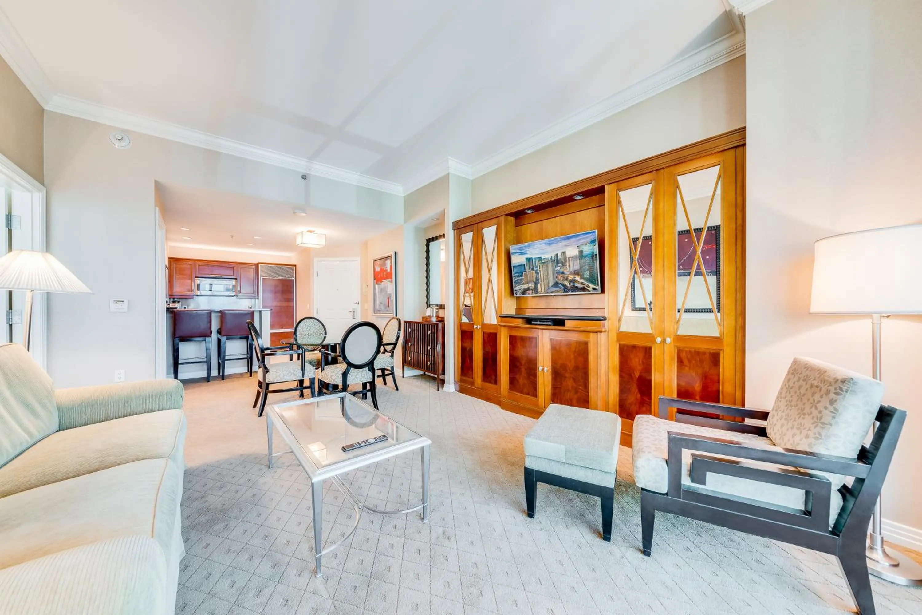 Jet Luxury at The Signature Condo Hotel