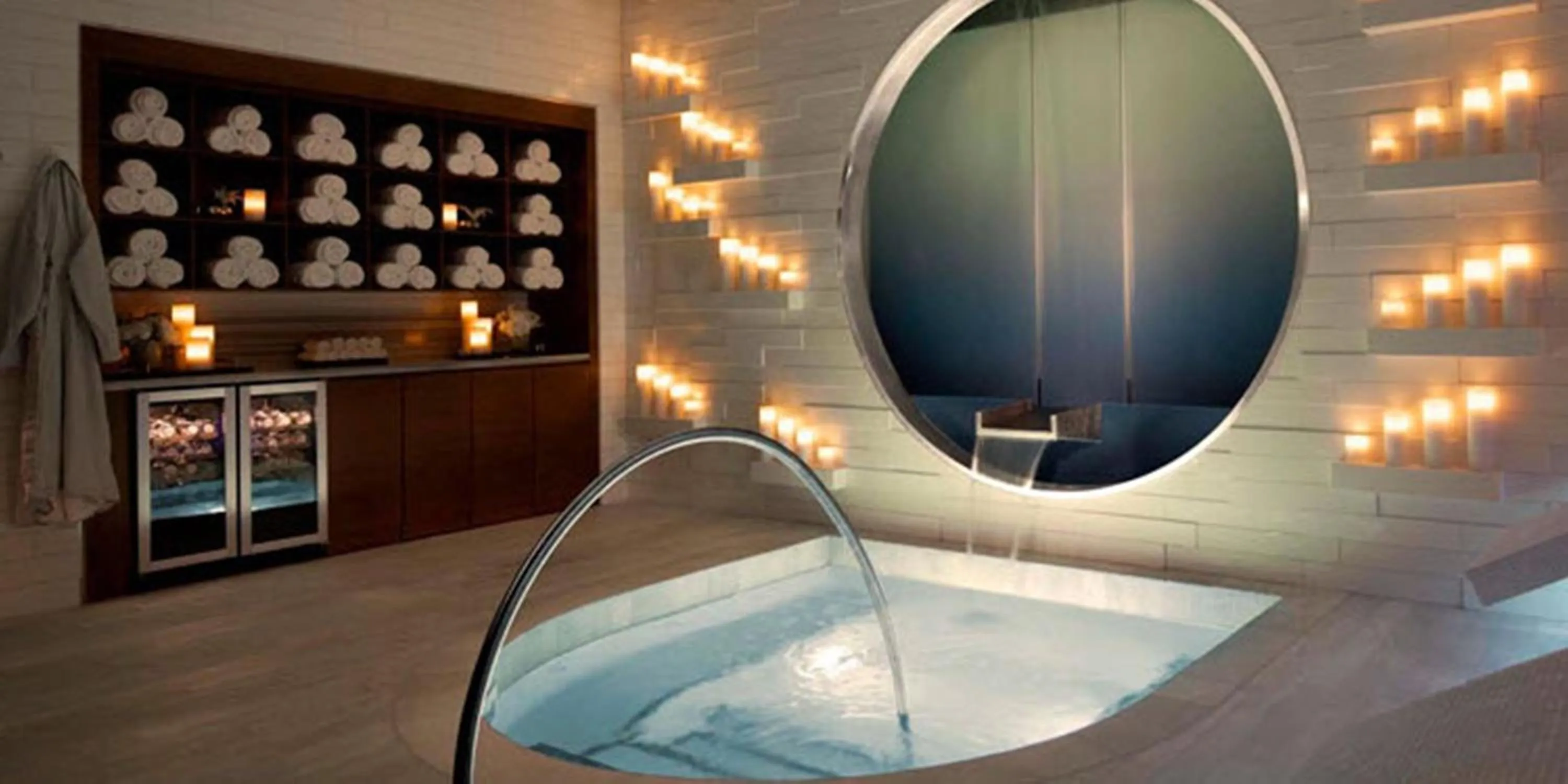 Hot Spring Bath in Jet Luxury at The Vdara