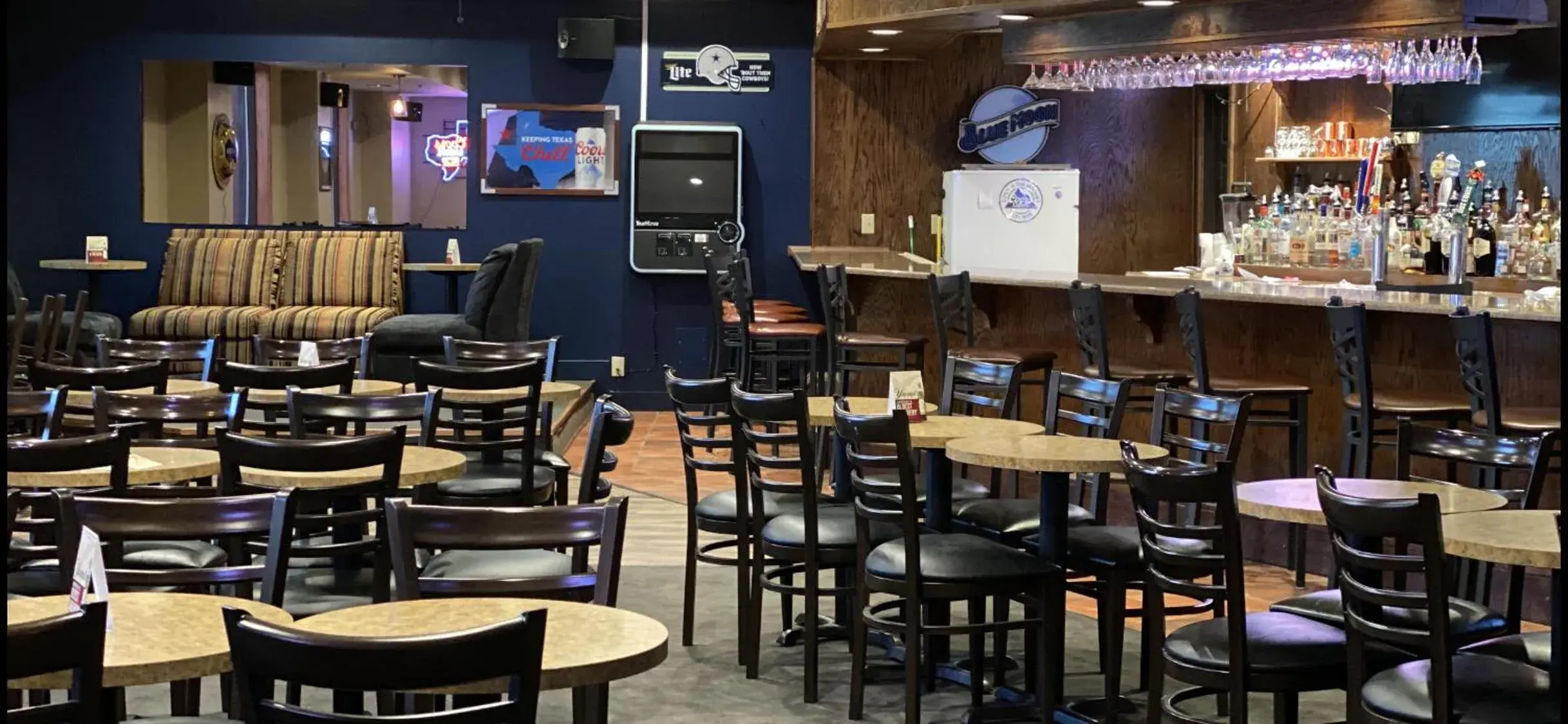 Lounge or bar in MCM Elegante Suites Abilene Lounge or bar in MCM Elegante Suites Abilene