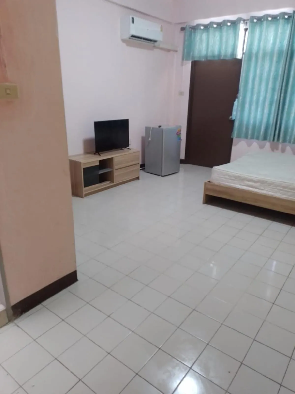 TV and multimedia, Bed in Hotel lima lima