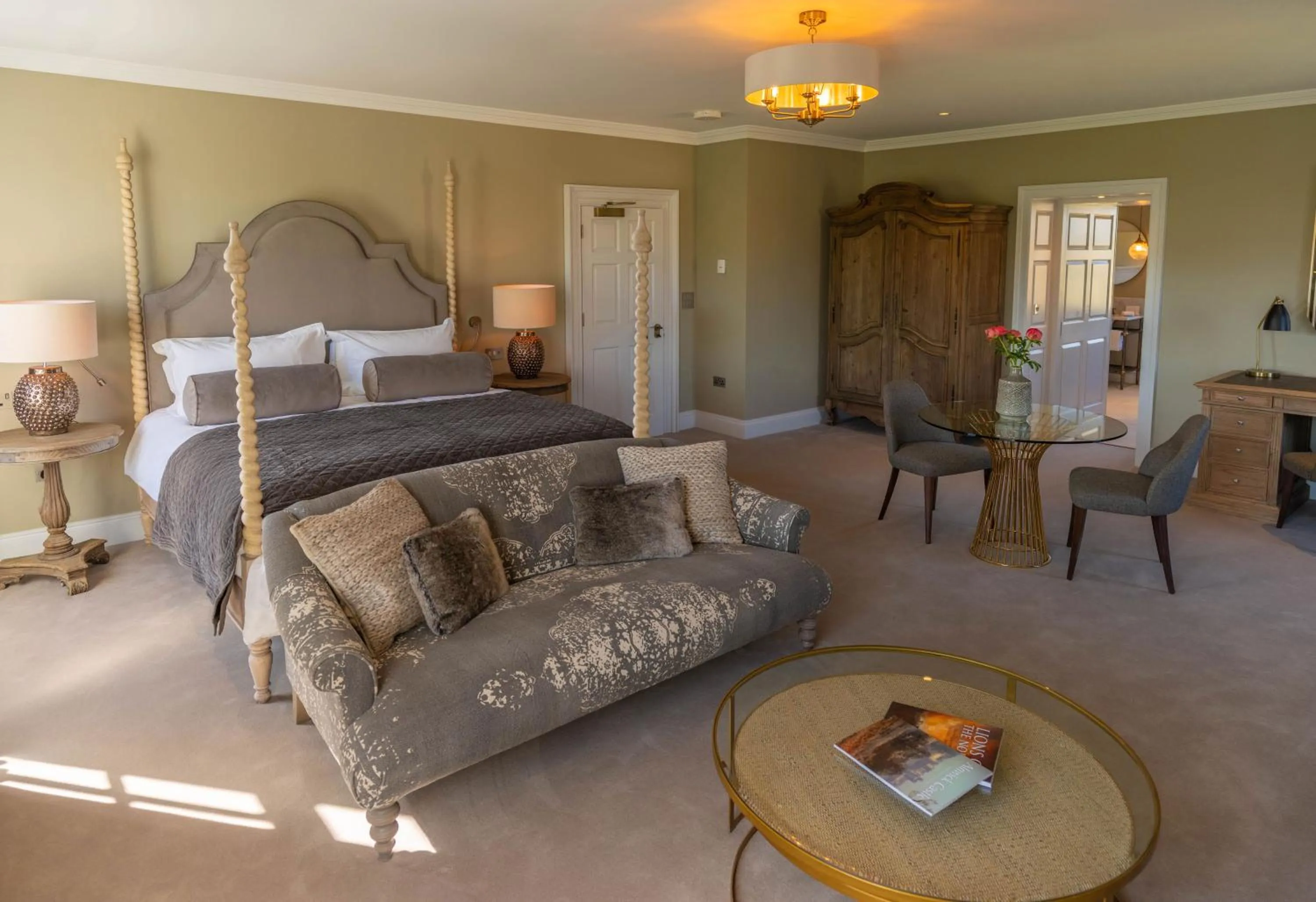 Bed in Bailiffgate Hotel