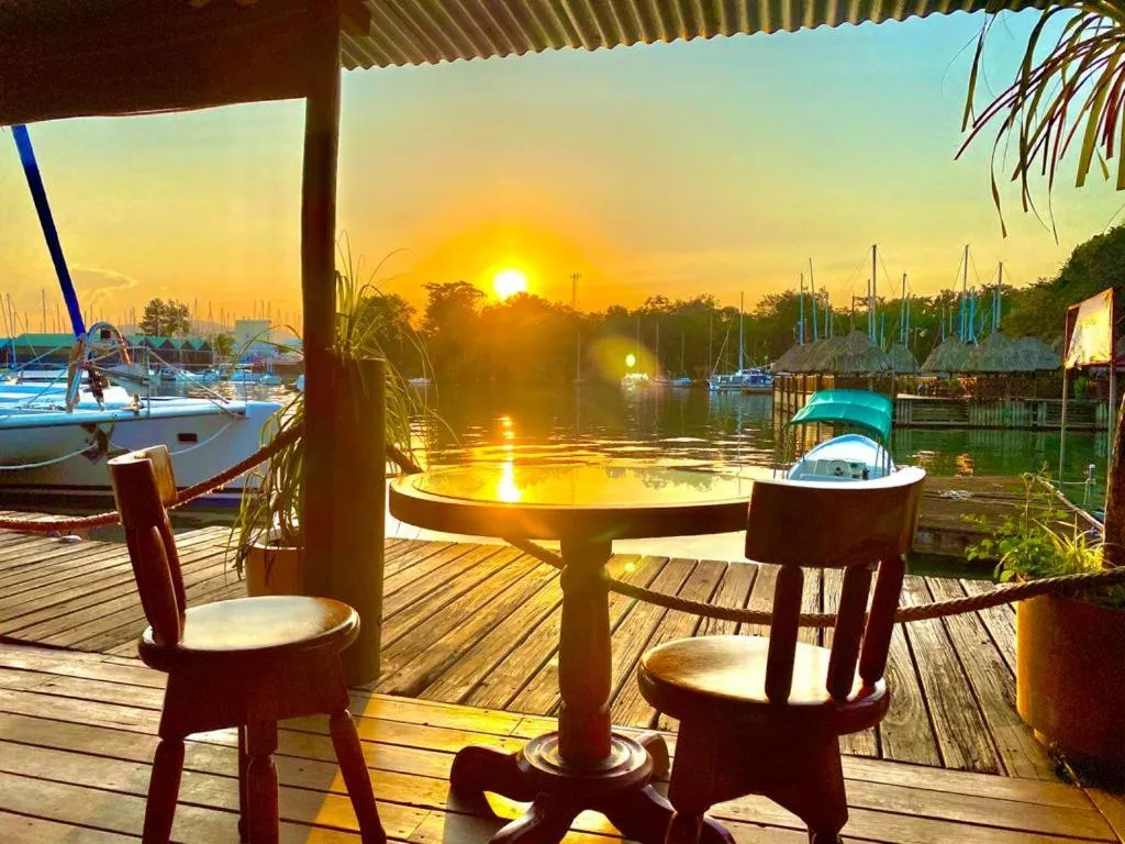 Mar Marine Yacht Club