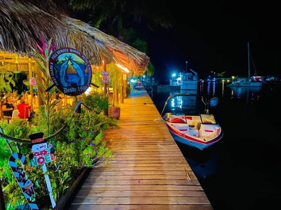 Mar Marine Yacht Club