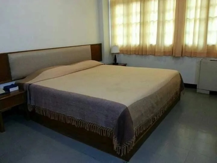 Bed in YMCA International Hotel Chiangrai