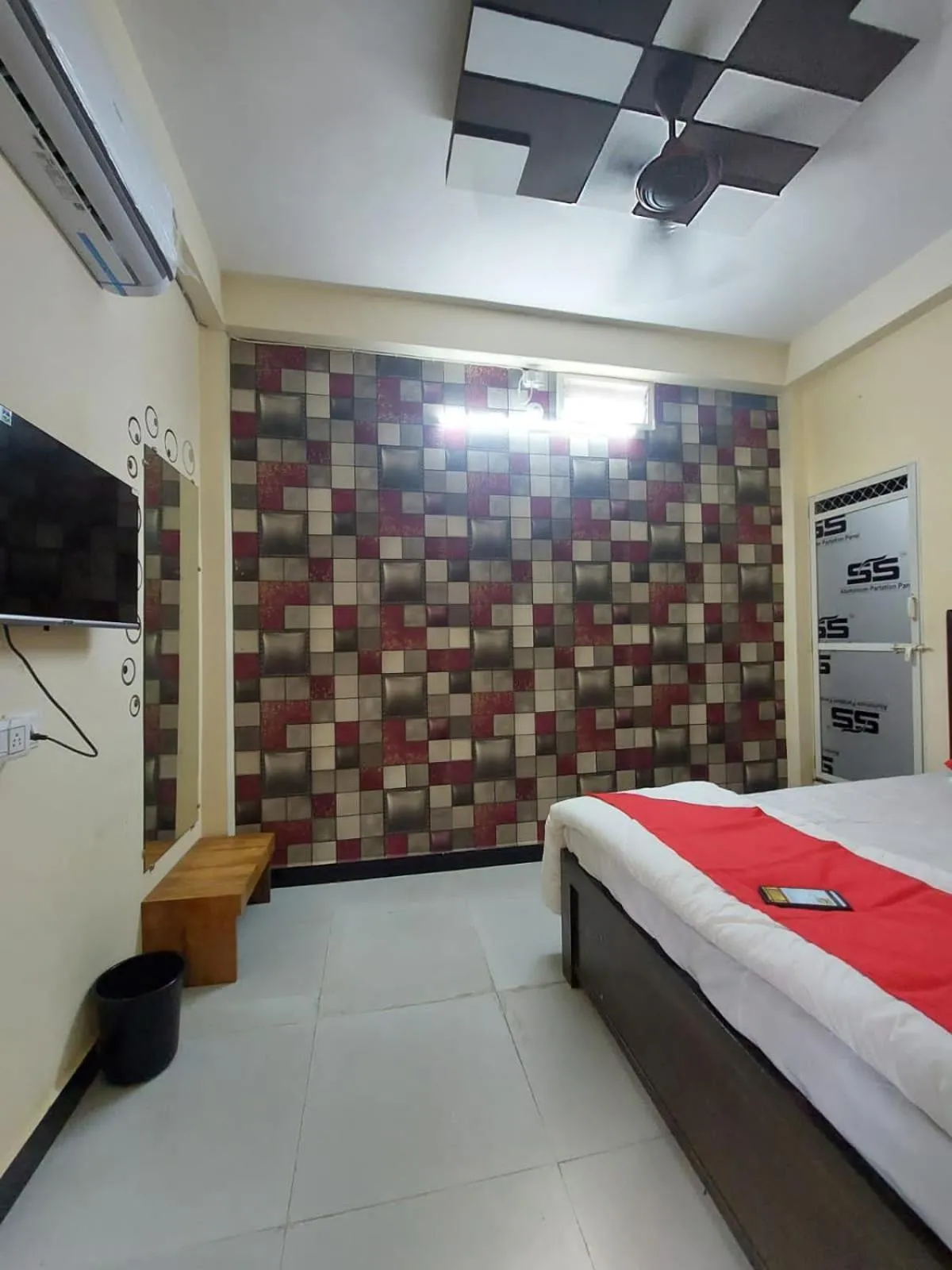 Bed in Parvati home stay