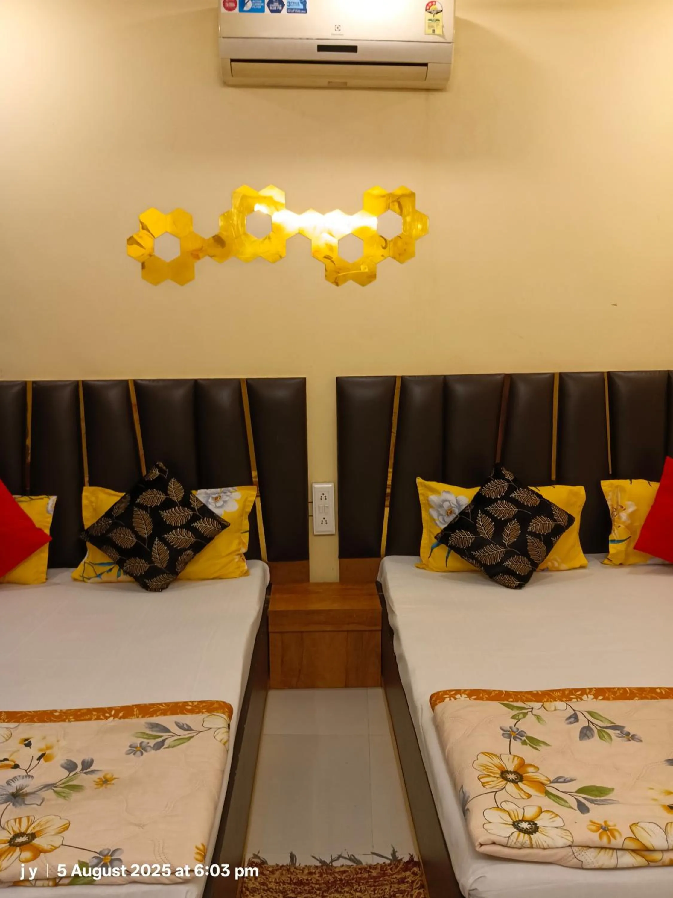 Bed in Parvati home stay