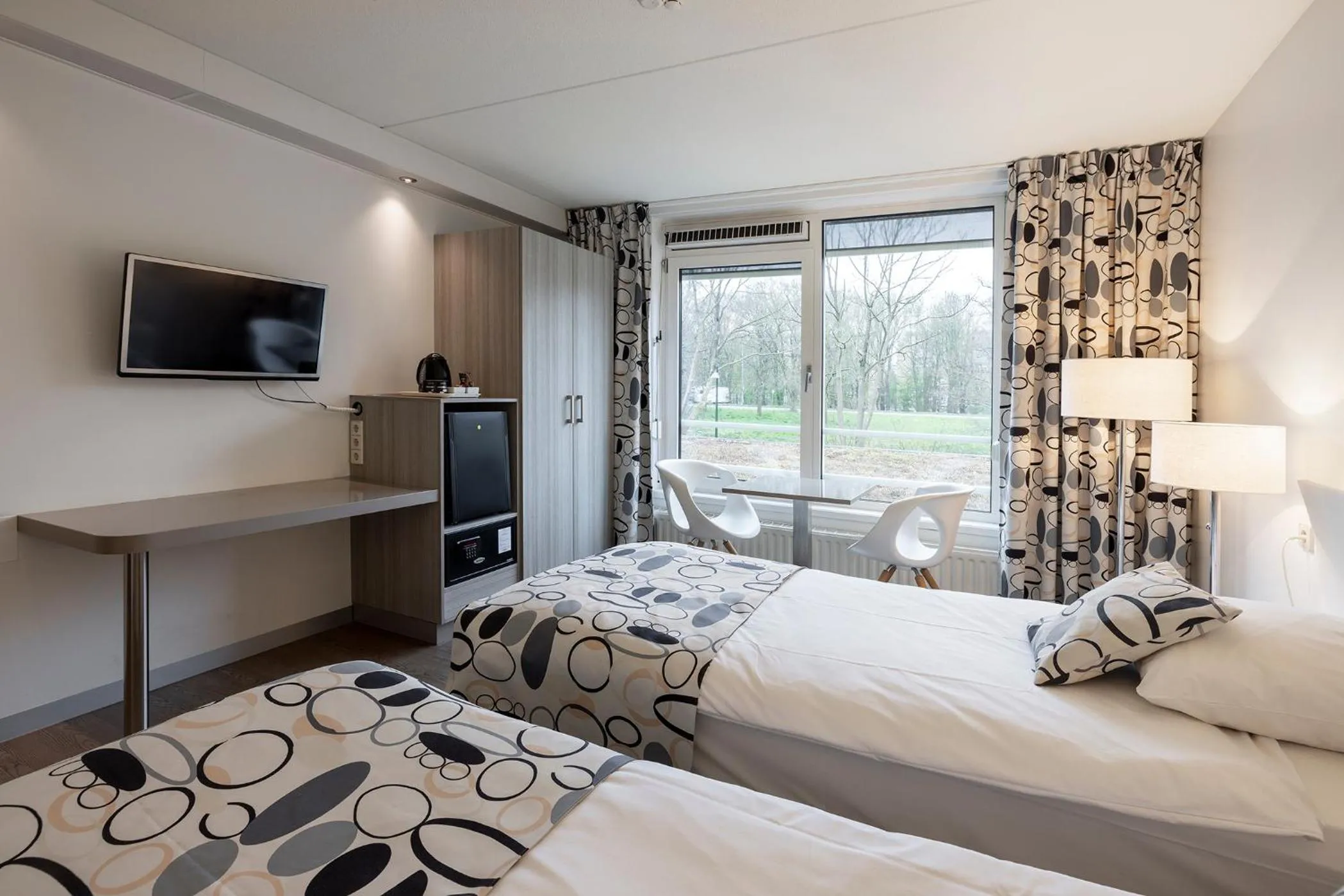 Bed in Hotel Mitland