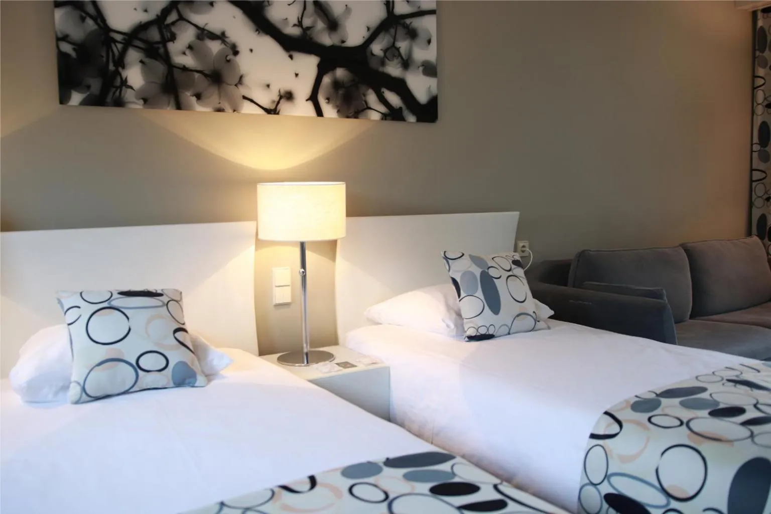 Bed in Hotel Mitland