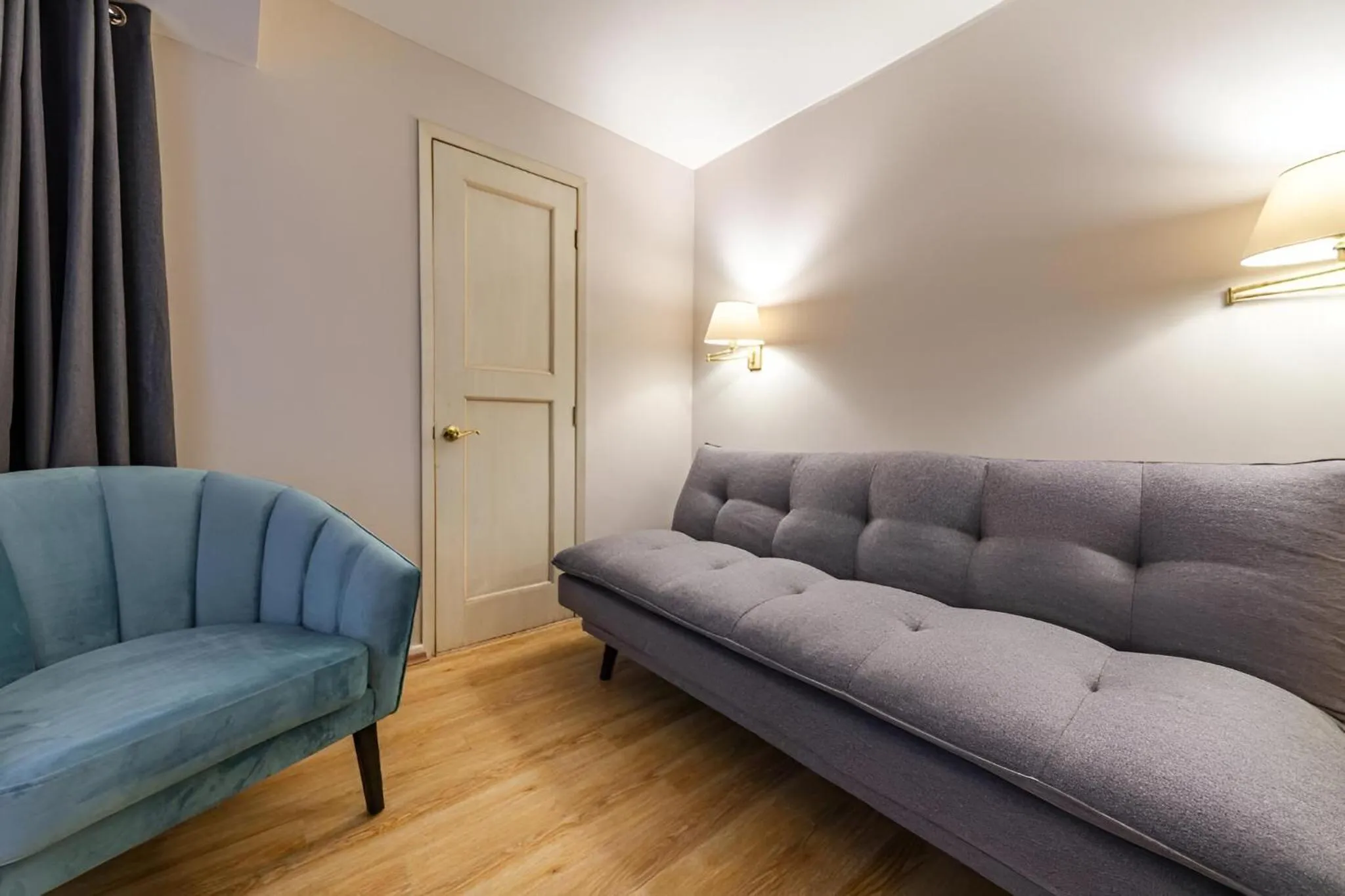 Living room in Suites Newton