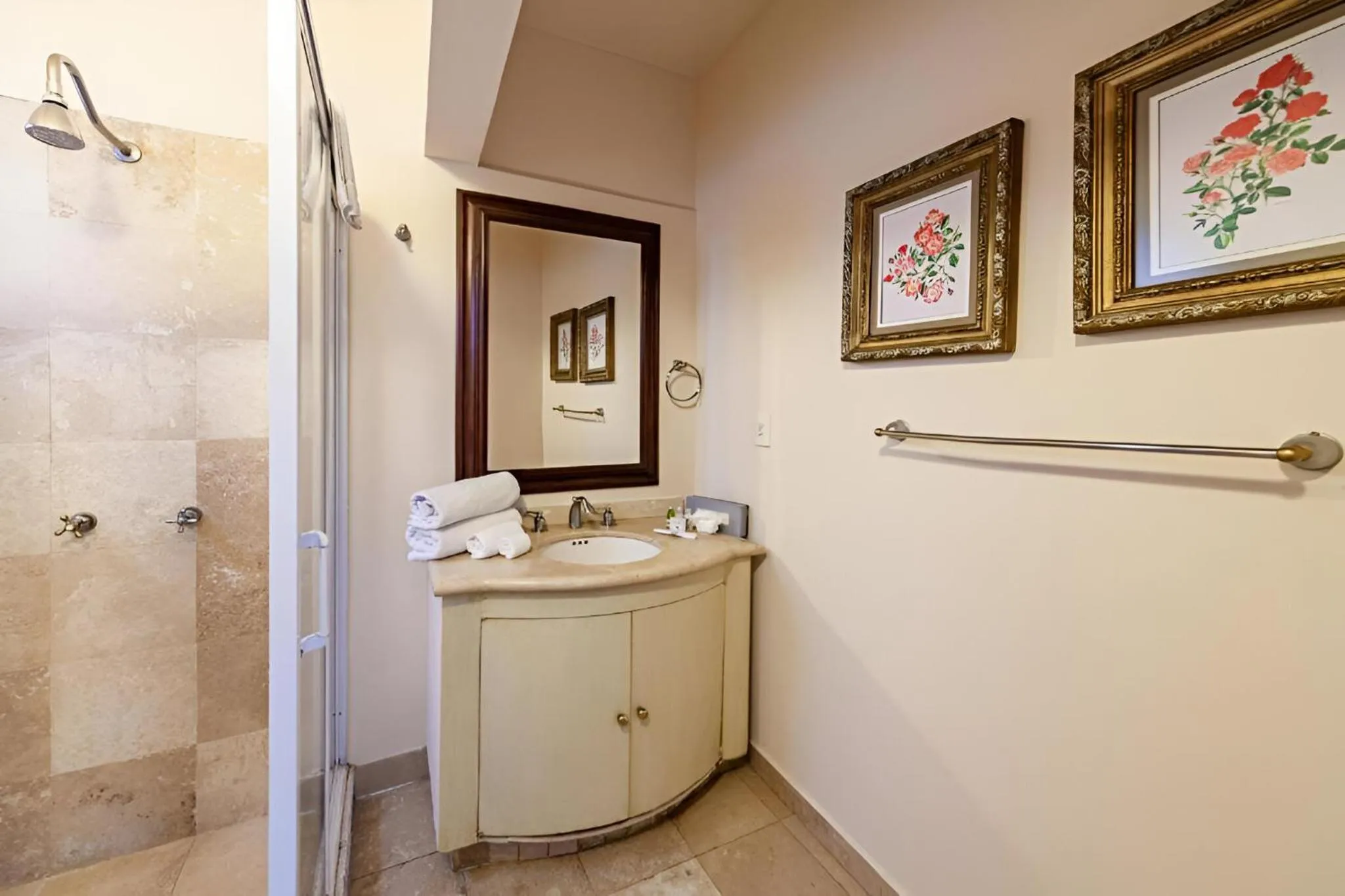 Bathroom in Suites Newton