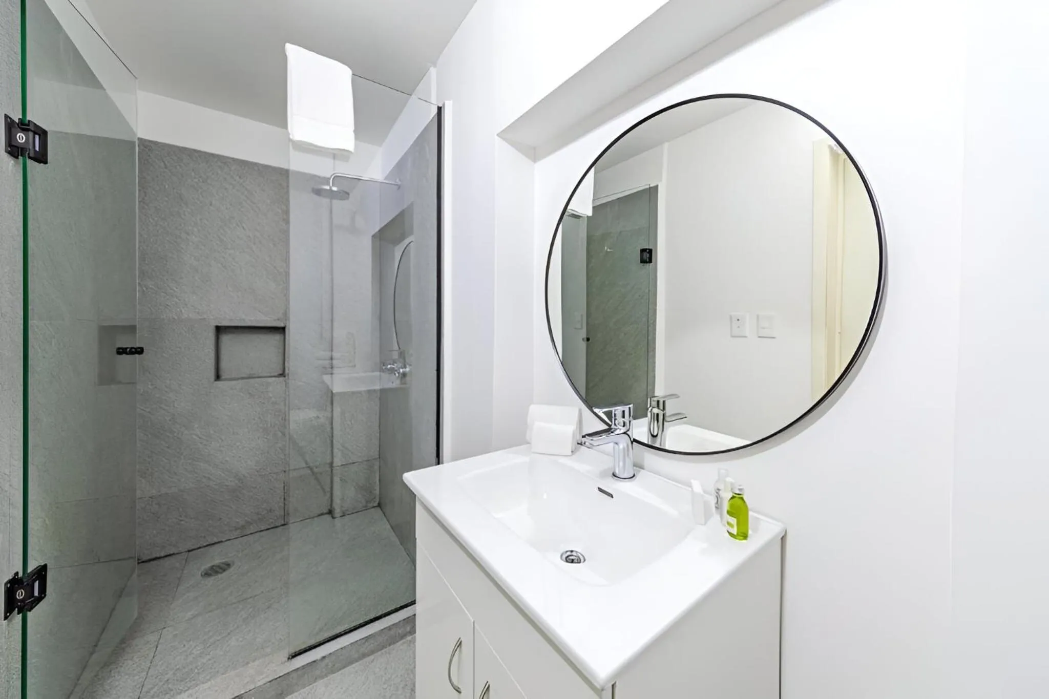 Shower in Suites Newton