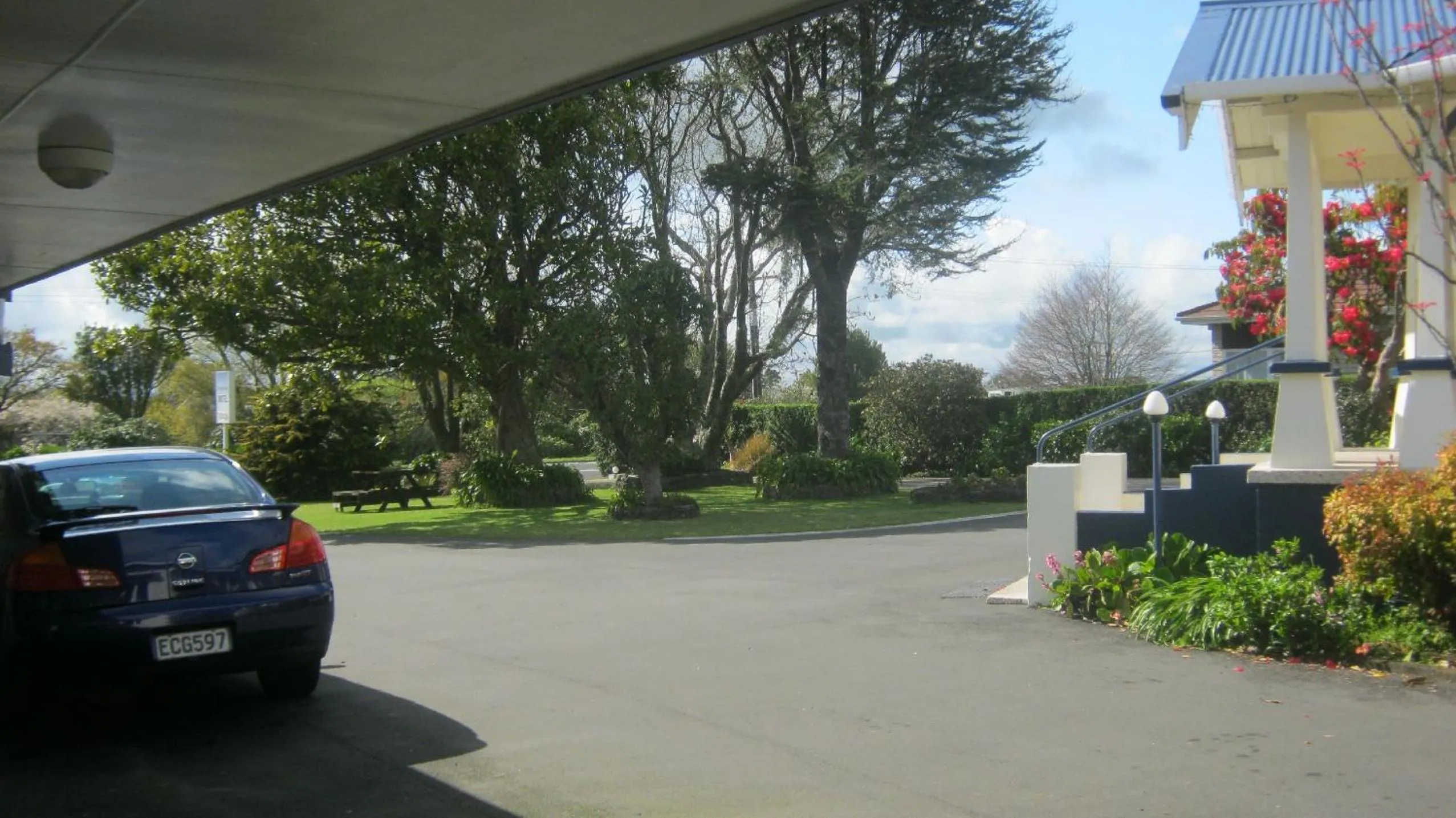 Facade/entrance in Broadway Lodge Motel
