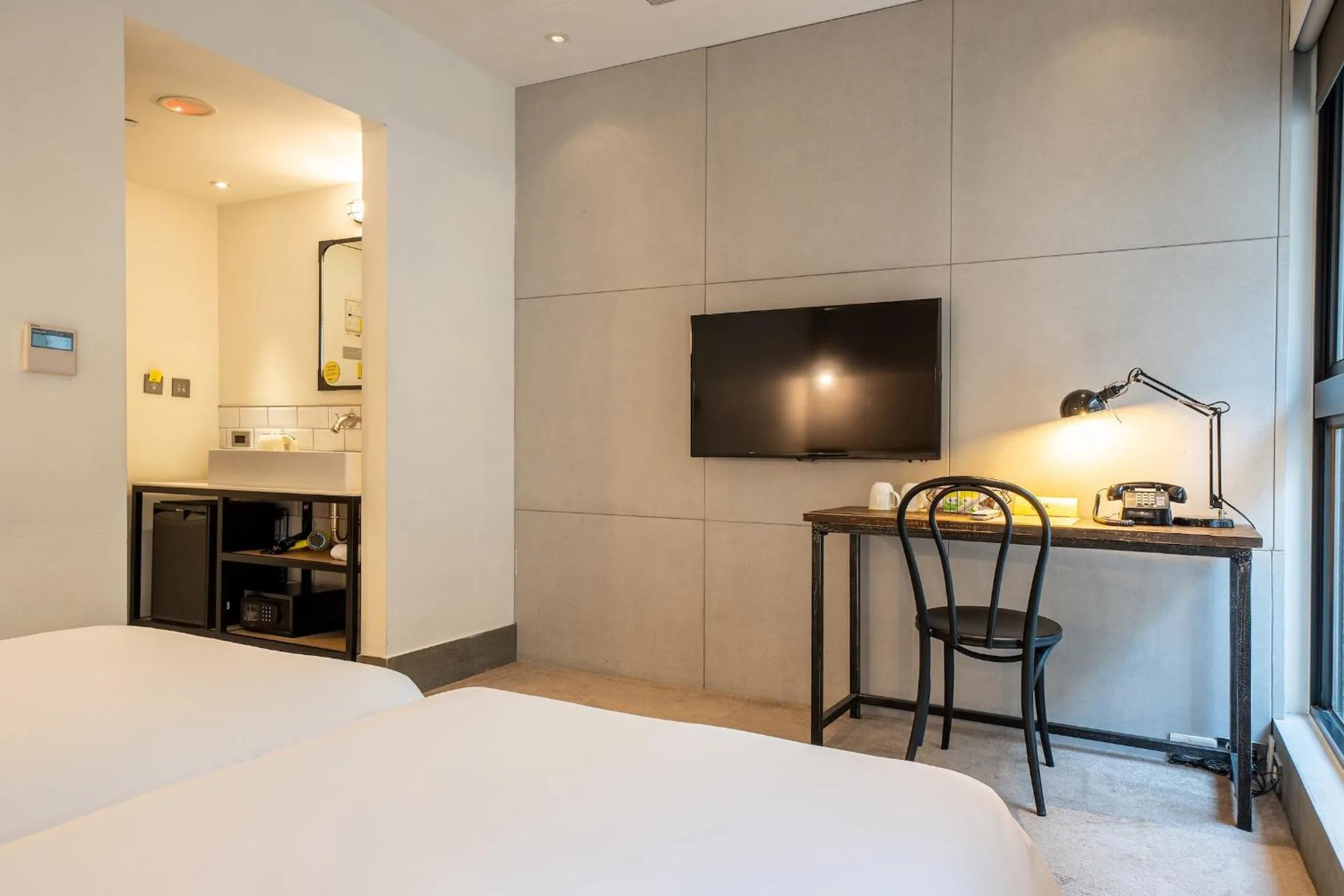 Bed in CHECK inn Taipei Songjiang