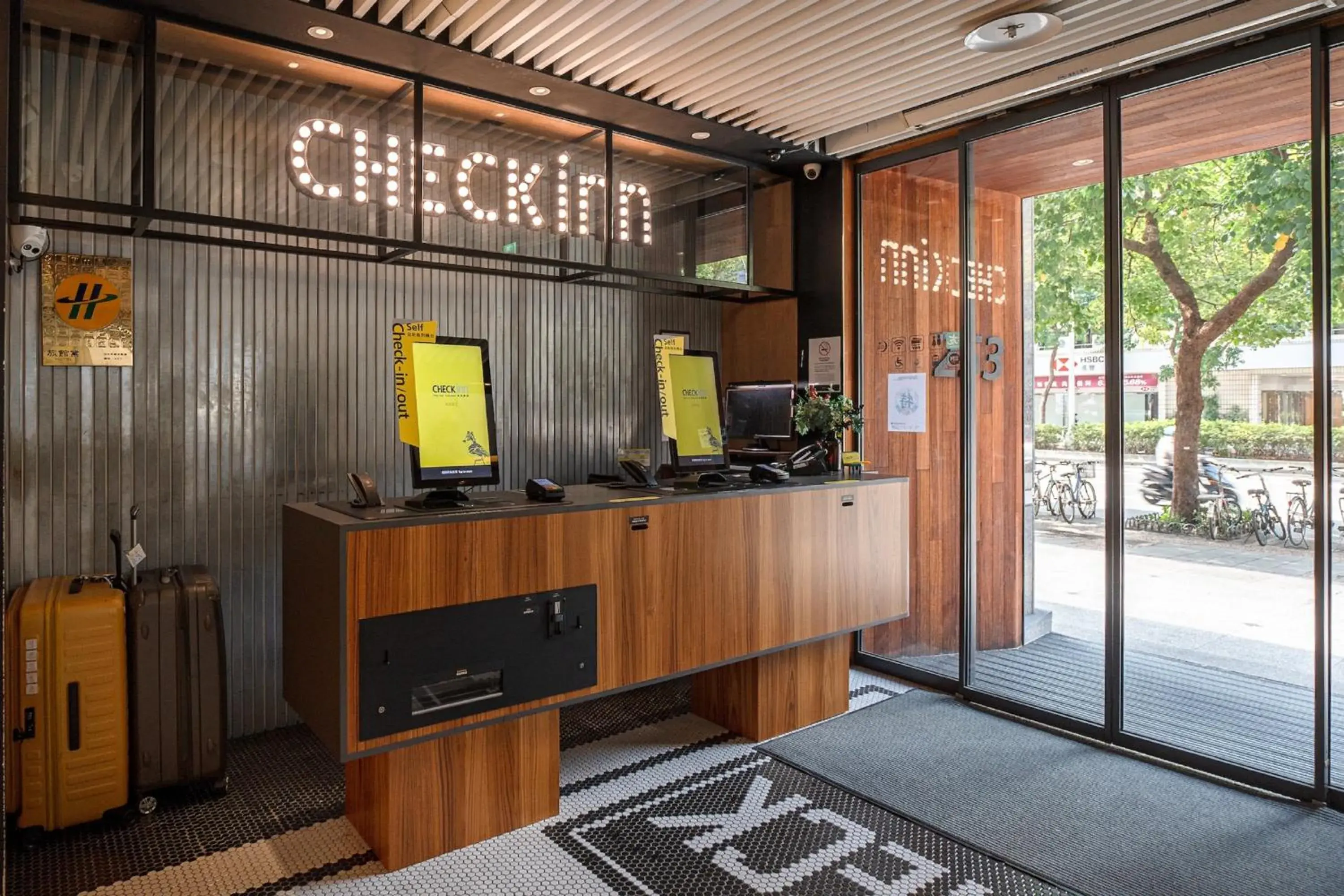 Lobby or reception in CHECK inn Taipei Songjiang Lobby or reception in CHECK inn Taipei Songjiang