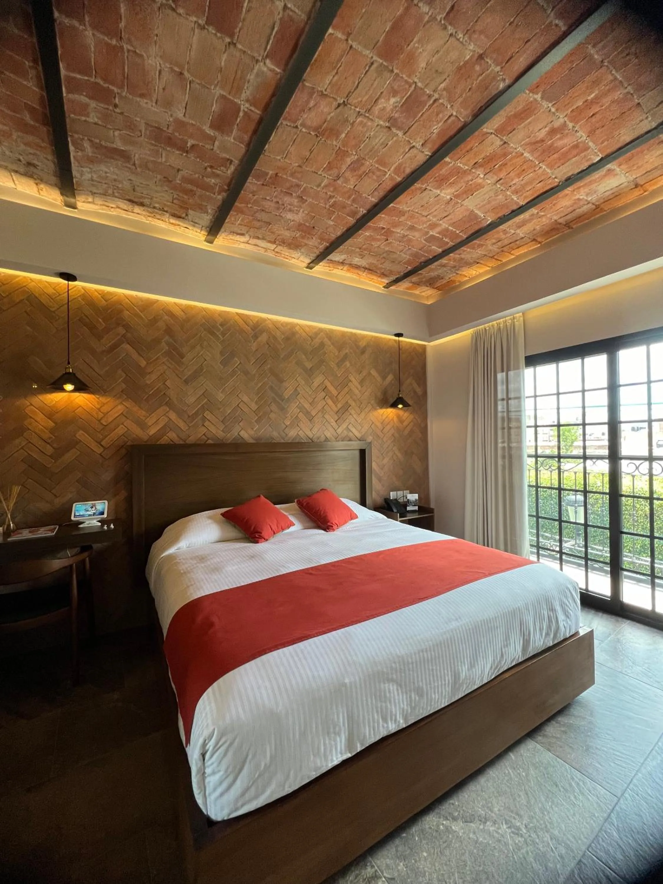 View (from property/room), Bed in Hotel Boutique Divino Sol