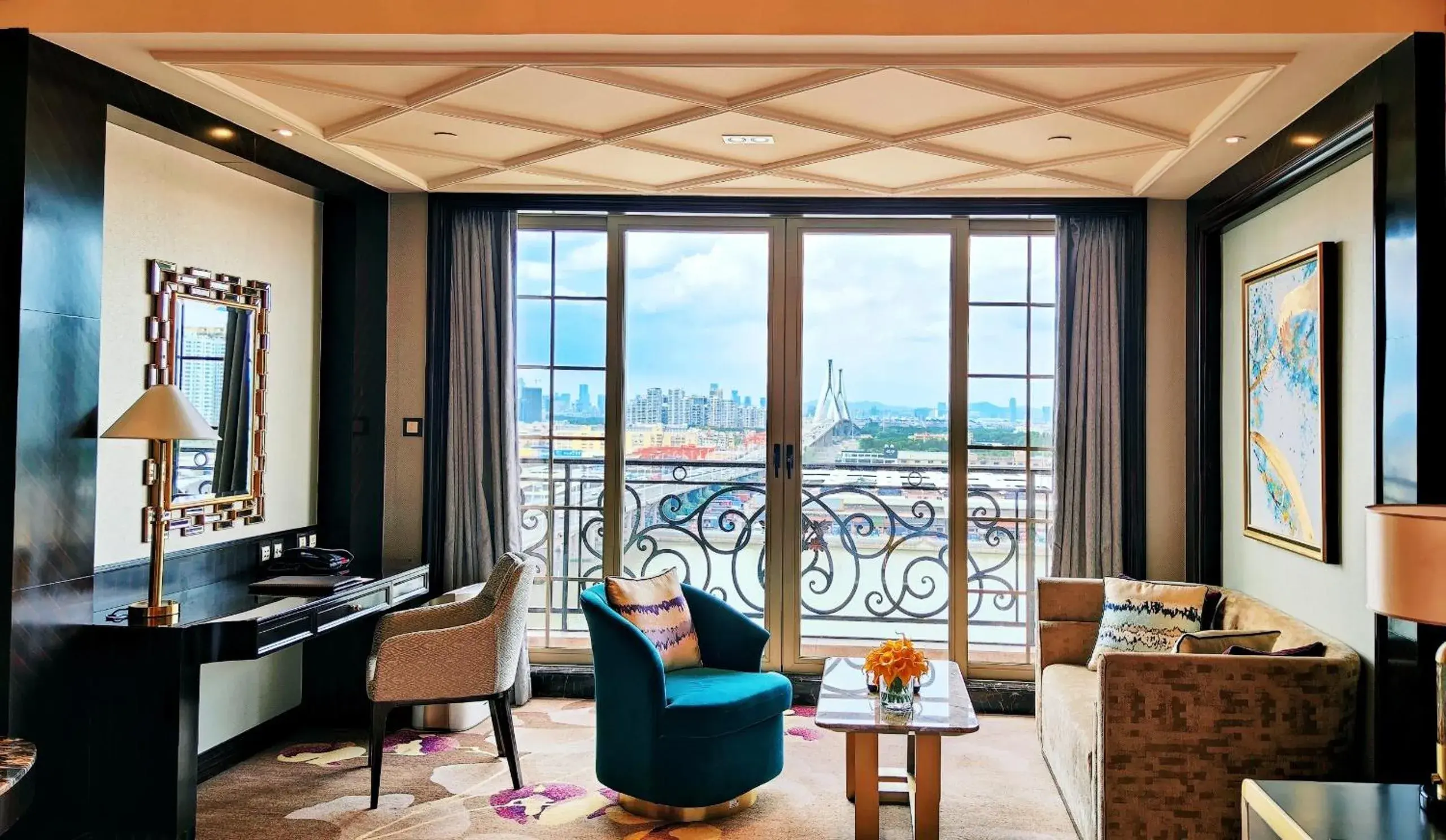 View (from property/room) in Chateau Star River Guangzhou-Free Shuttle Between Hotel And Exhibition Center & Welcome Drink During Canton Fair View (from property/room) in Chateau Star River Guangzhou-Free Shuttle Between Hotel And Exhibition Center & Welcome Drink During Canton Fair