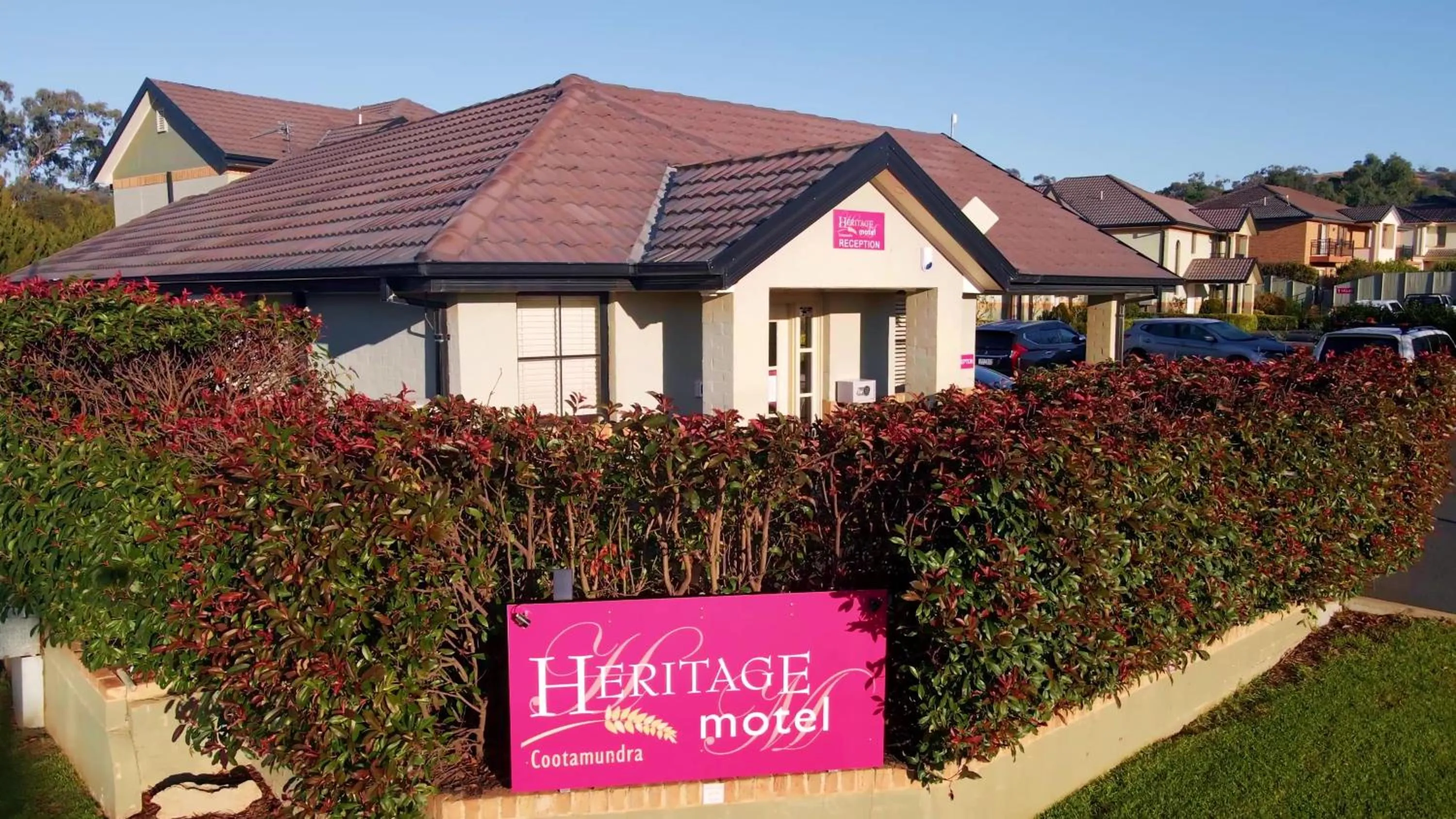 Property building in Cootamundra Heritage Motel & Apartments