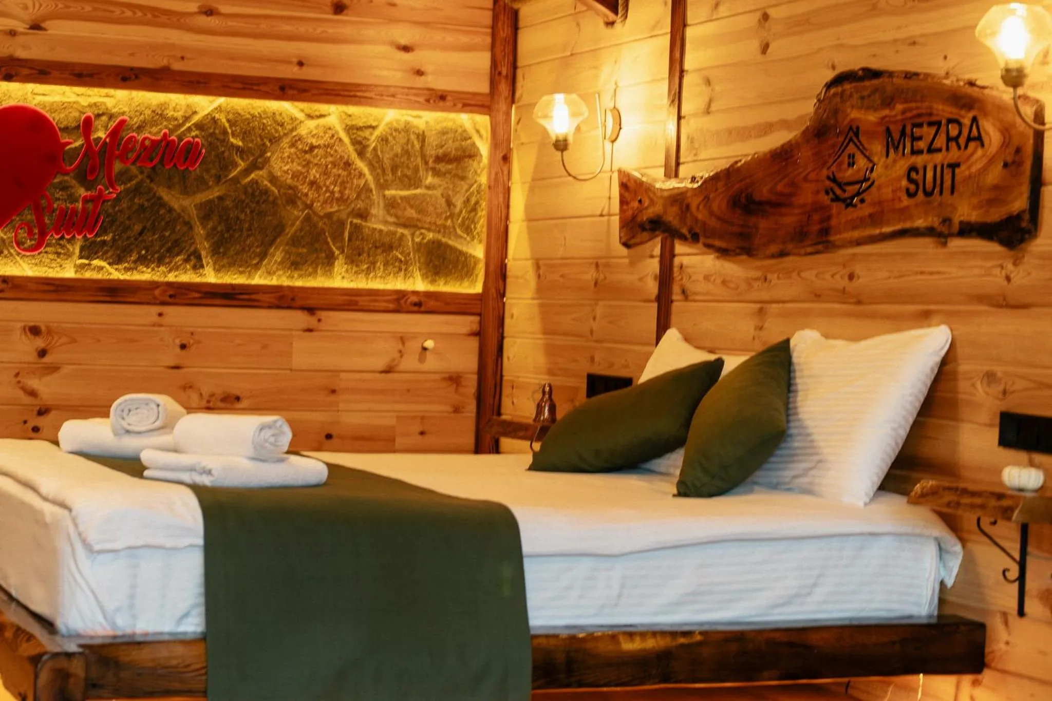 Bed in Mezrasuit Bungalov