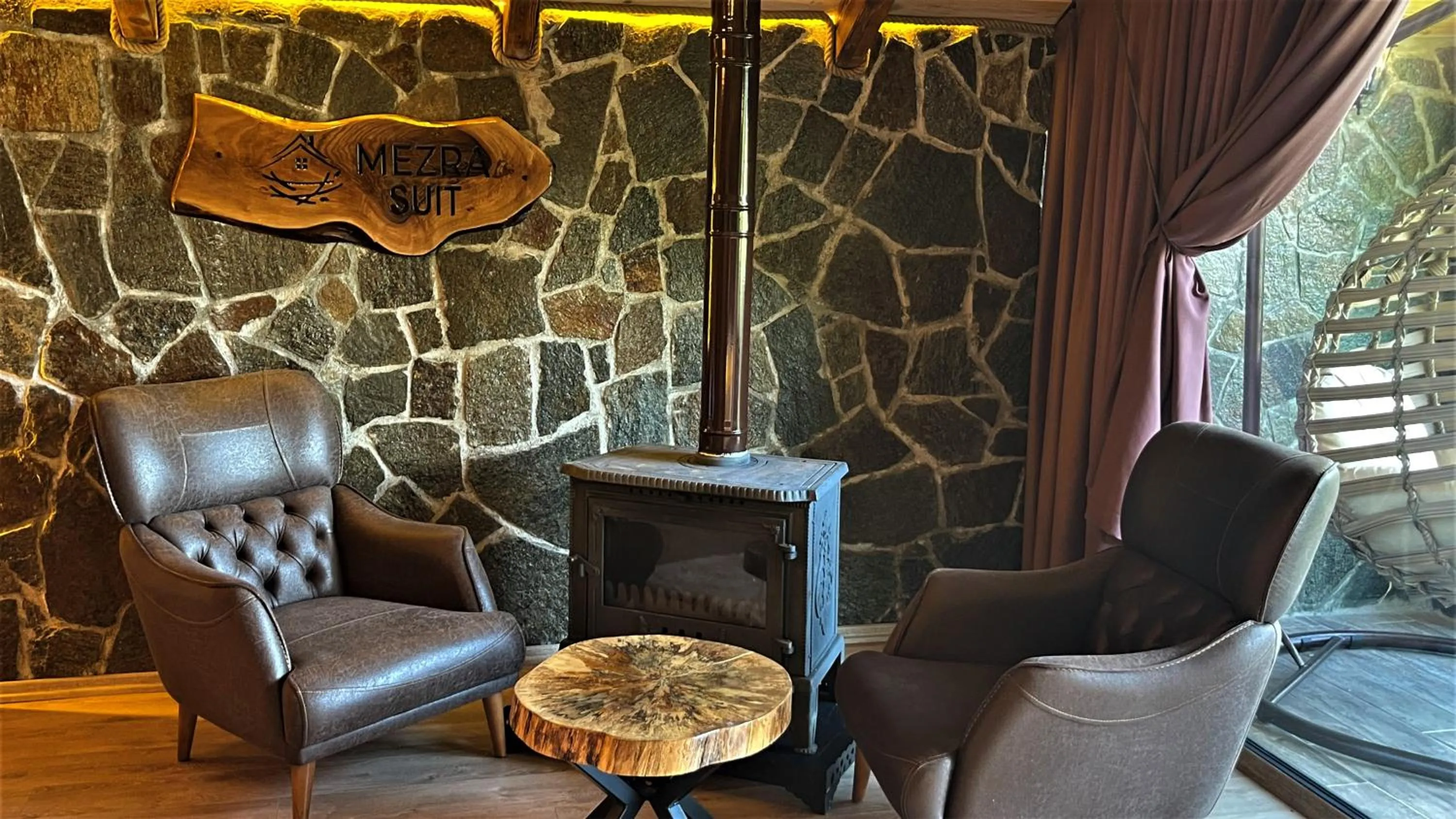 Seating area in Mezrasuit Bungalov