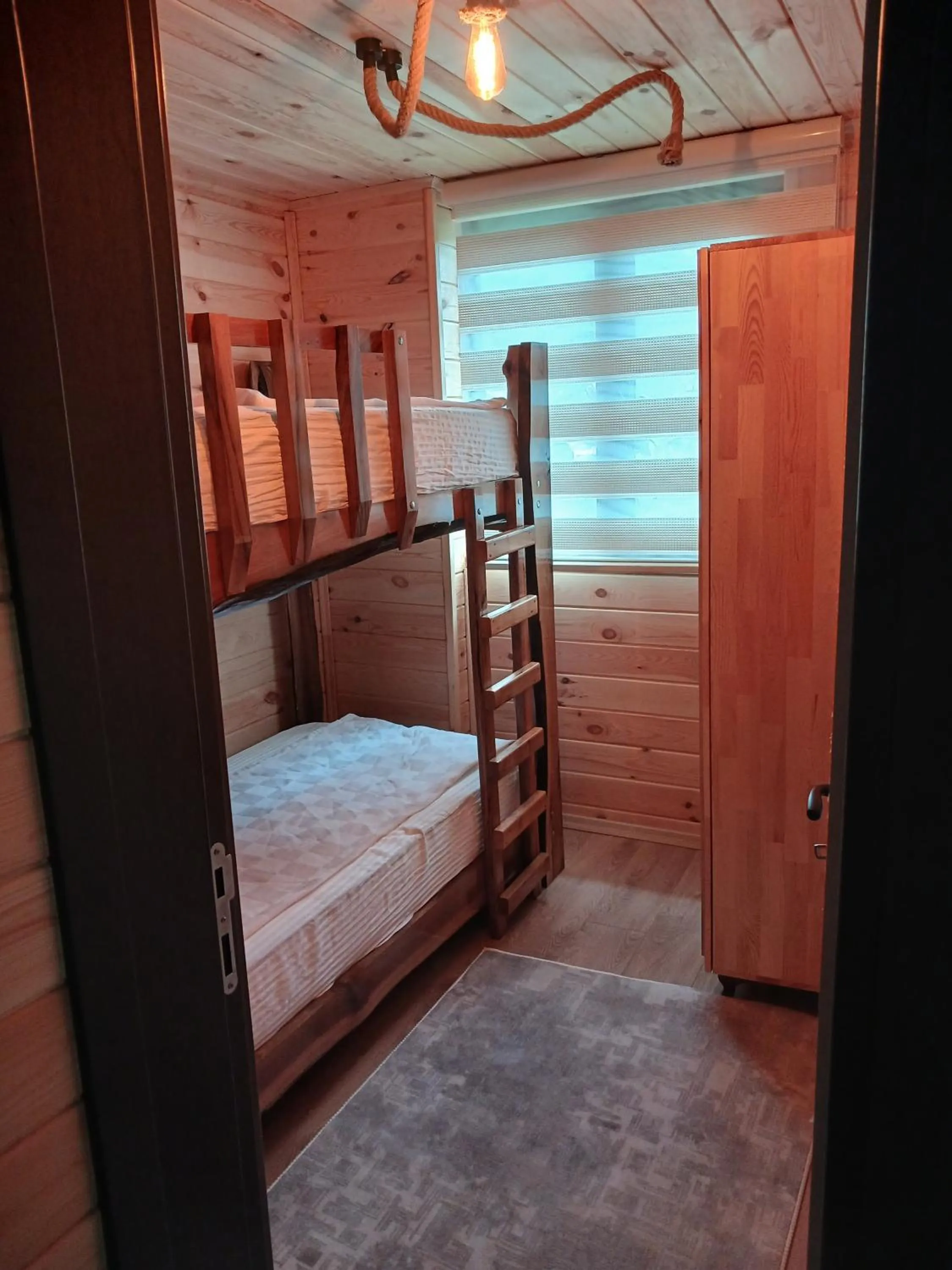 bunk bed, Bed in Mezrasuit Bungalov