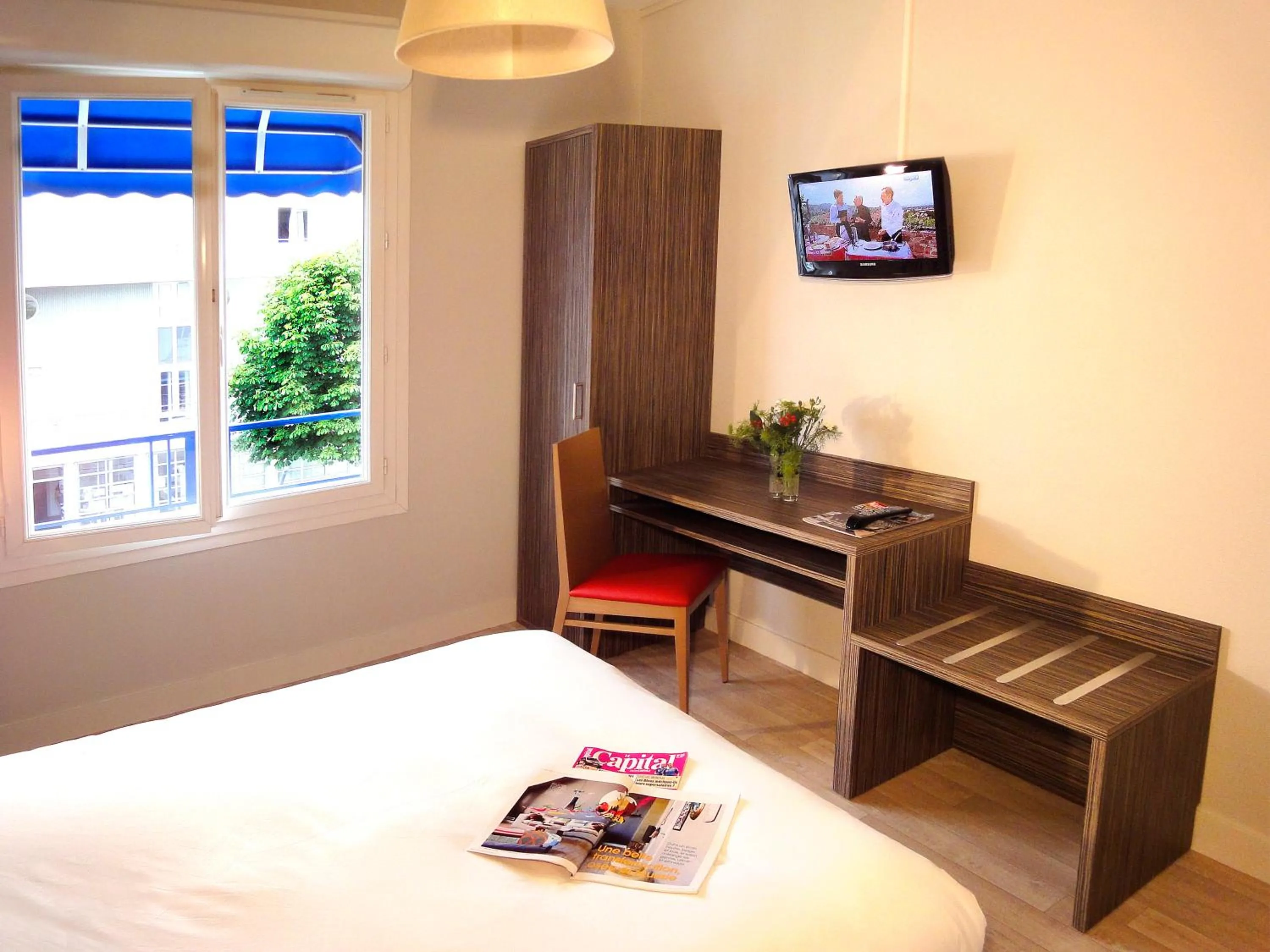 Bed in Hotel les Pecheurs