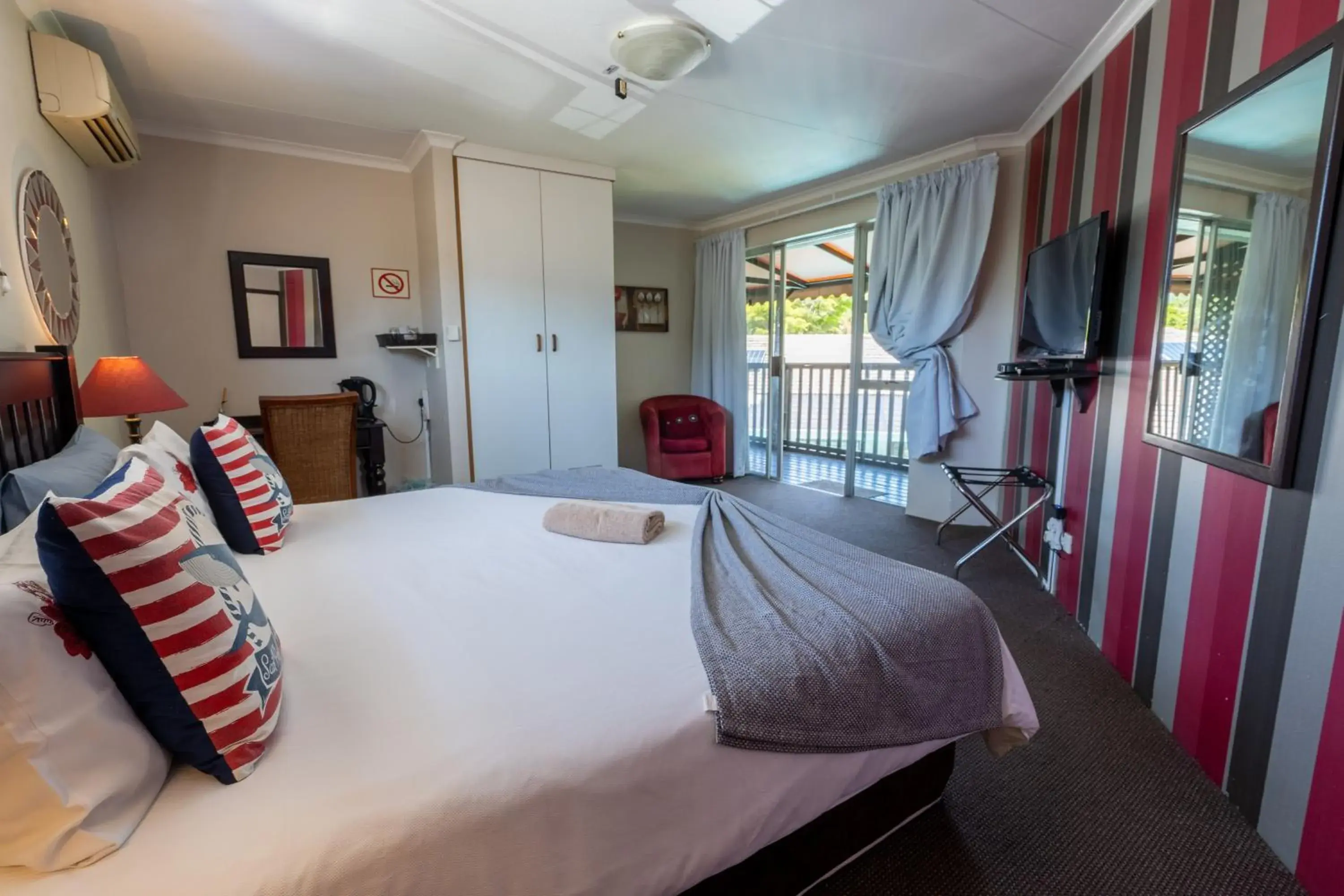Twin Room - single occupancy in Boma Lodge Twin Room - single occupancy in Boma Lodge