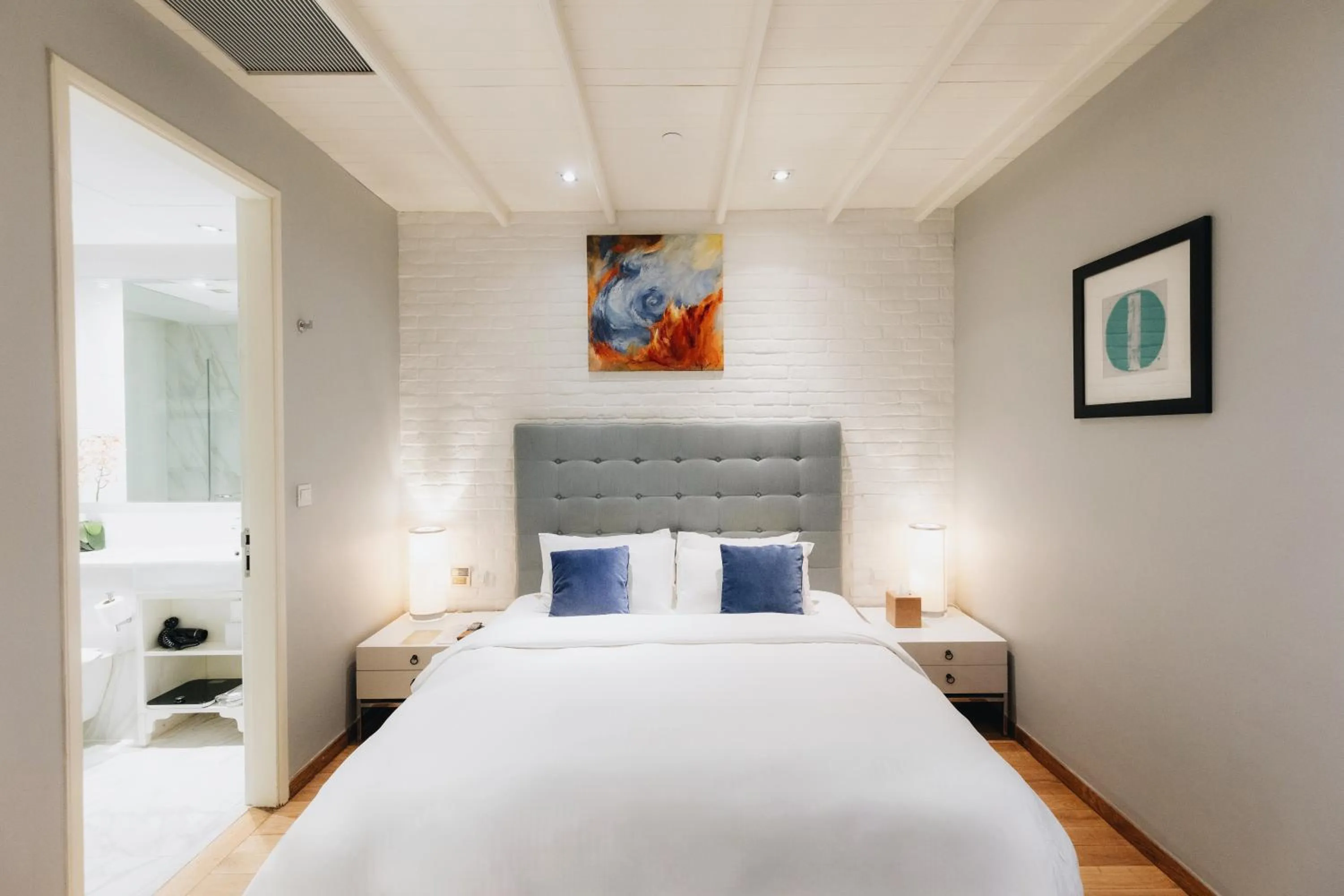 Bed in Hotel NuVe Heritage