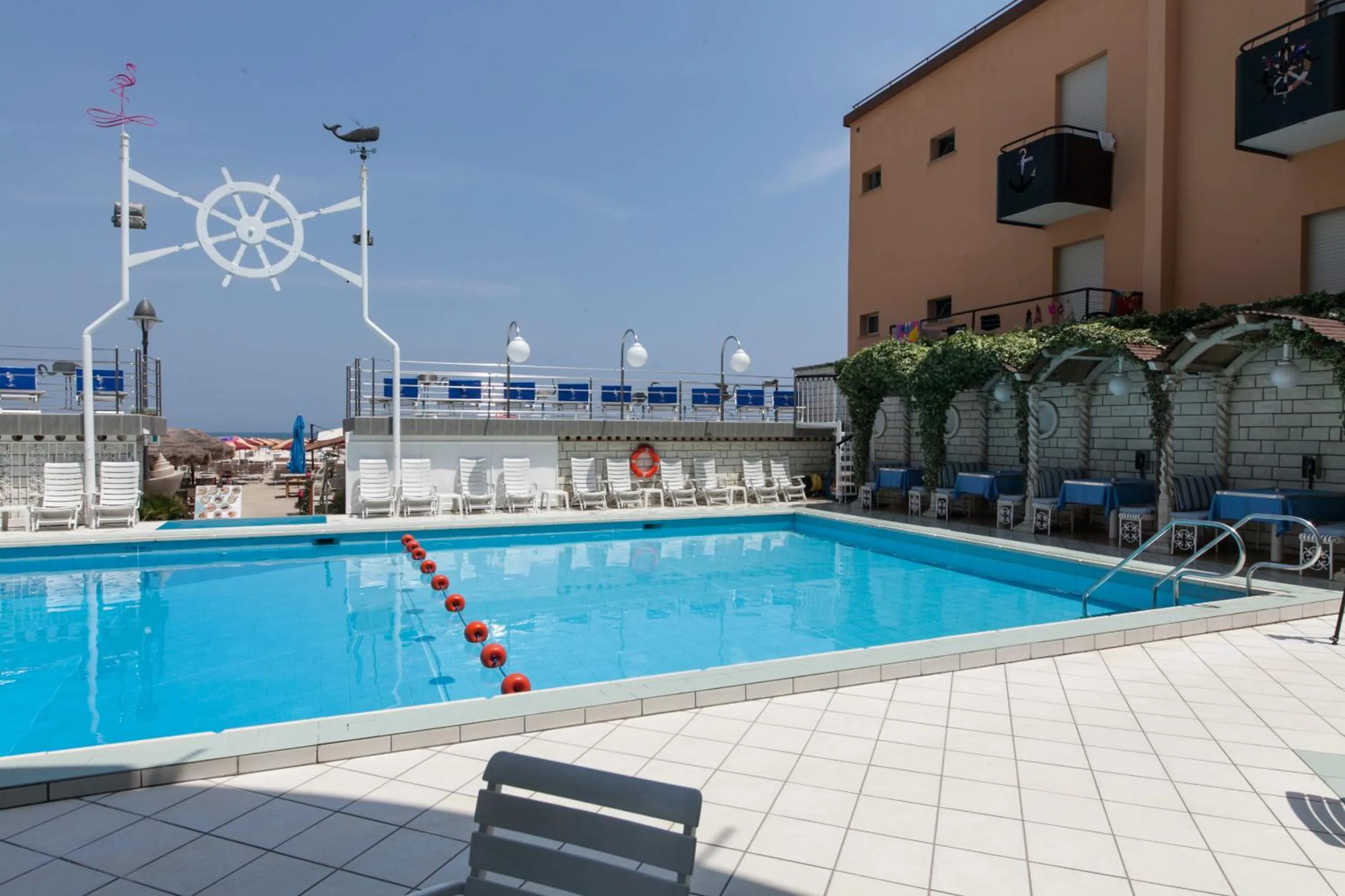 Property building in Hotel Flamingo