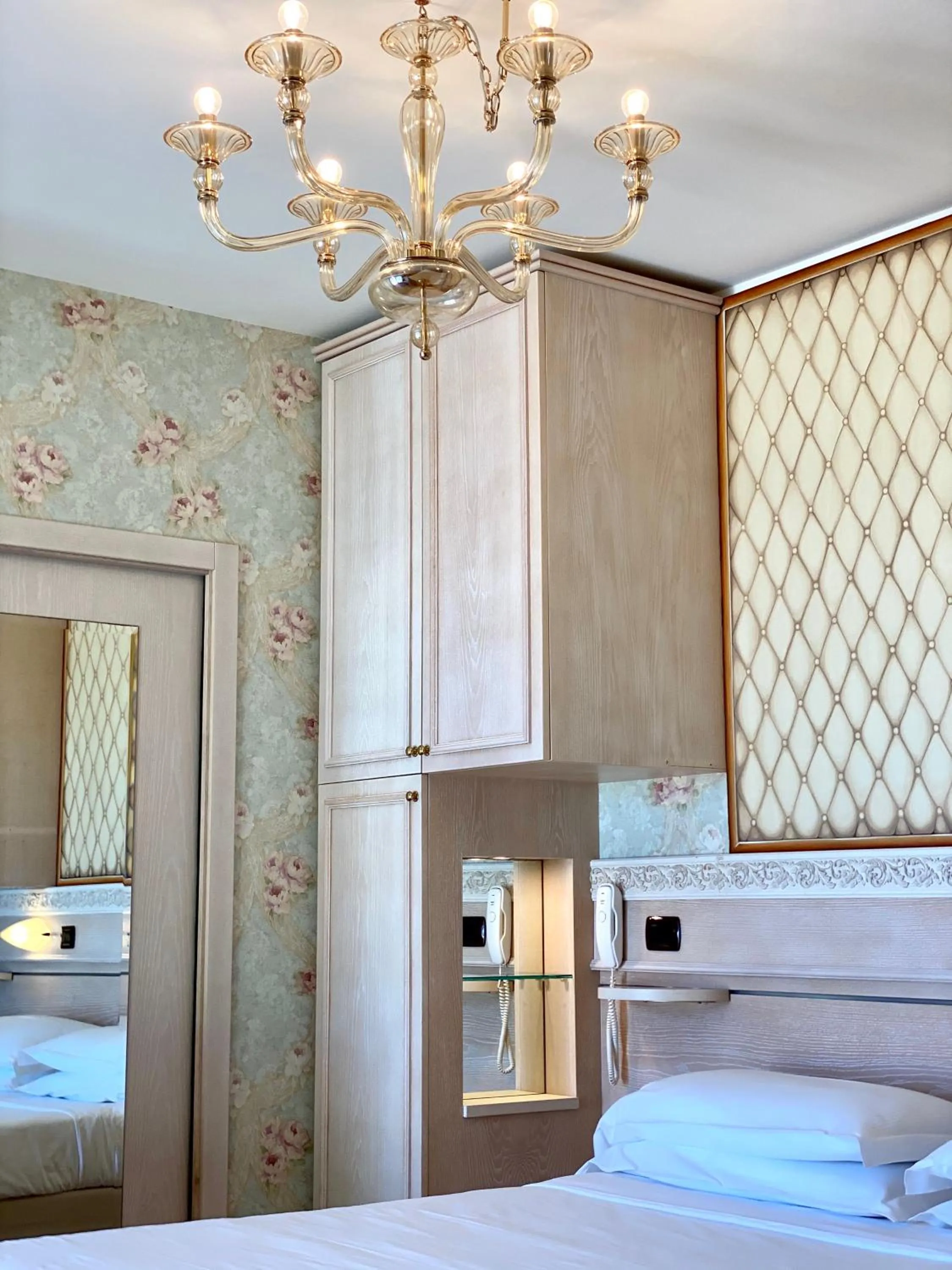 Photo of the whole room, Bed in Hotel Flamingo